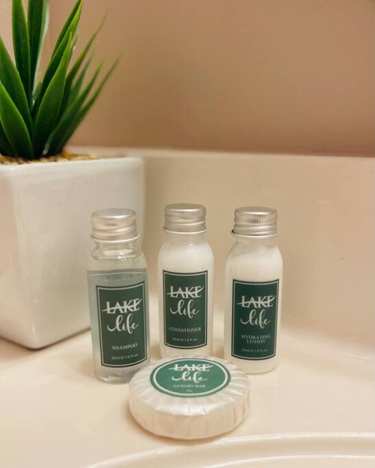 Relax! Shampoo, Conditioner, Body Lotion and Soap are provided.