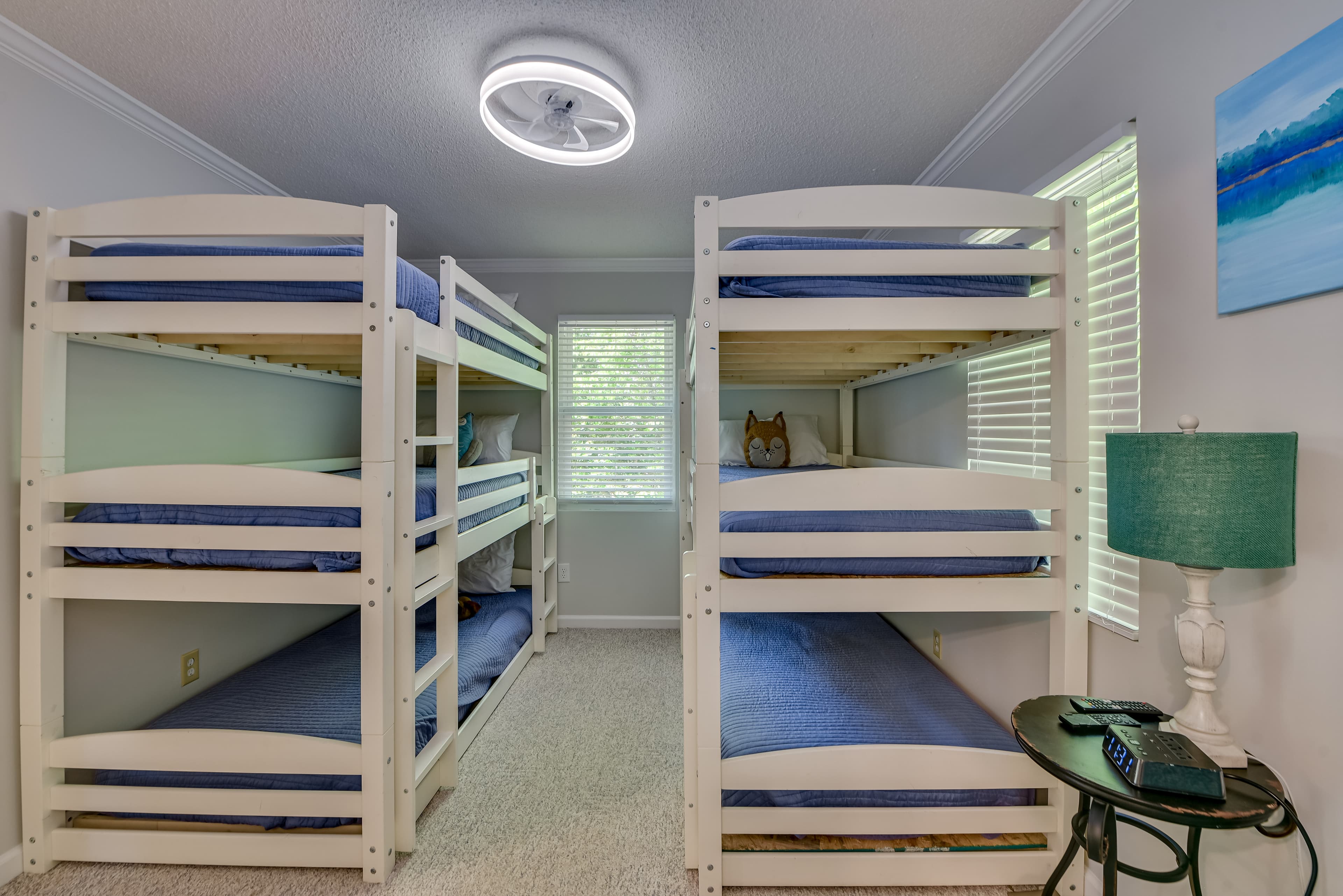 Bunk Room with 2 Triple Bunks (Sleeps 6)