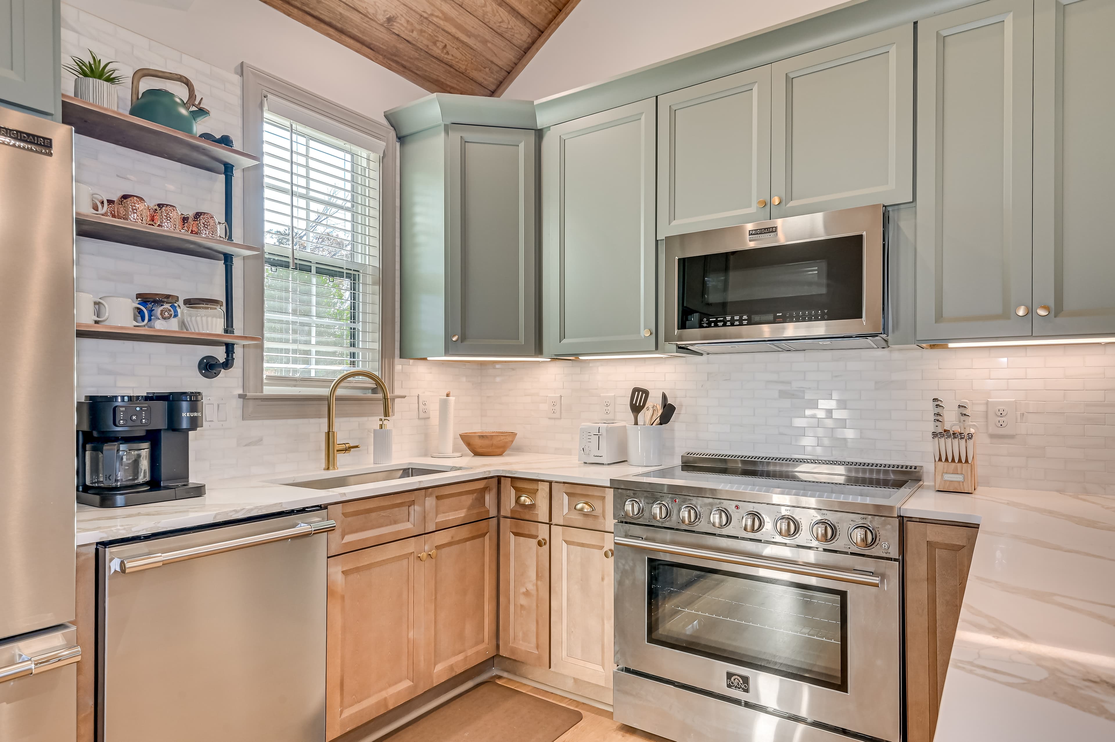 Gourmet Kitchen