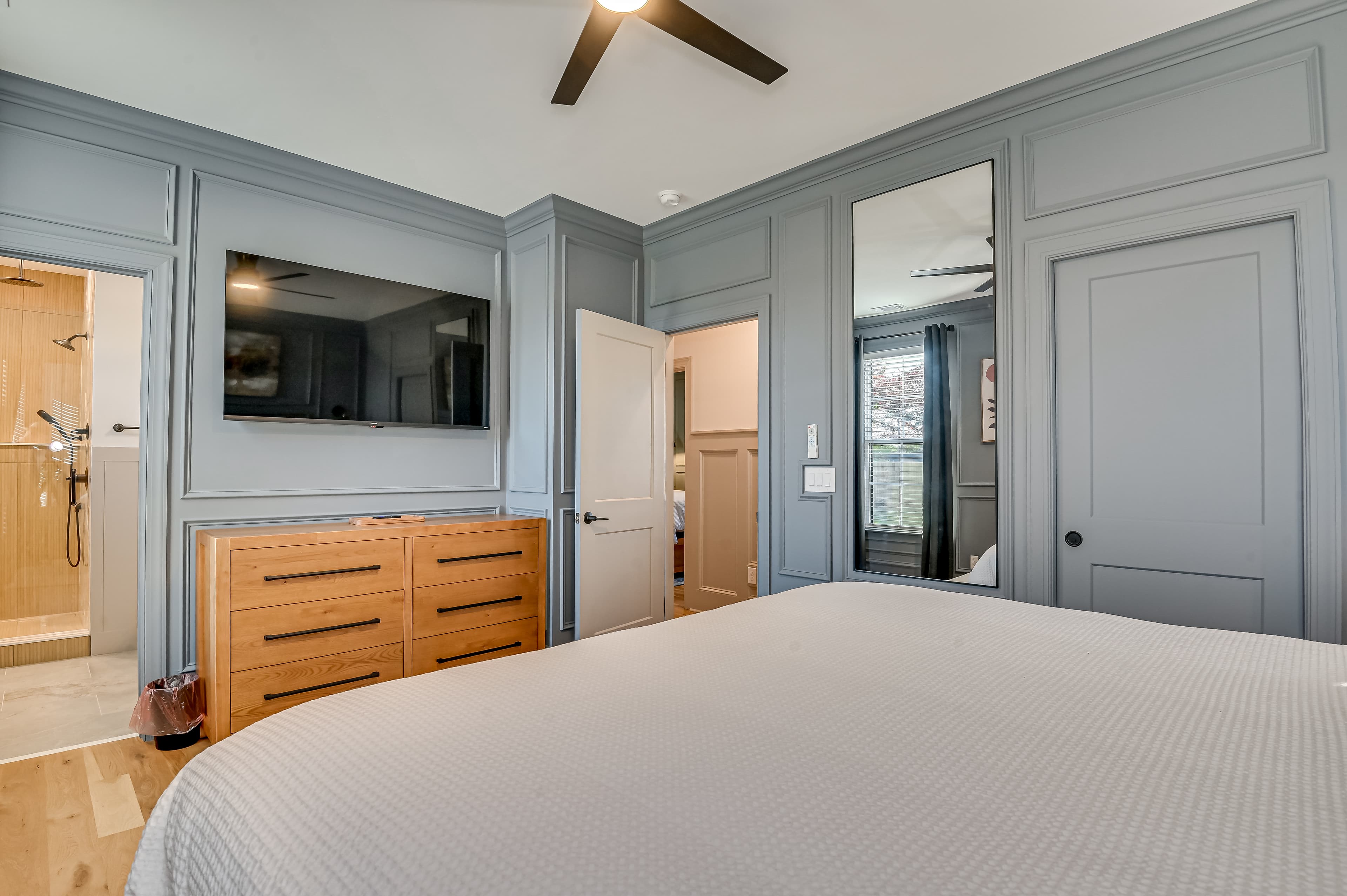 Master Suite (King)
