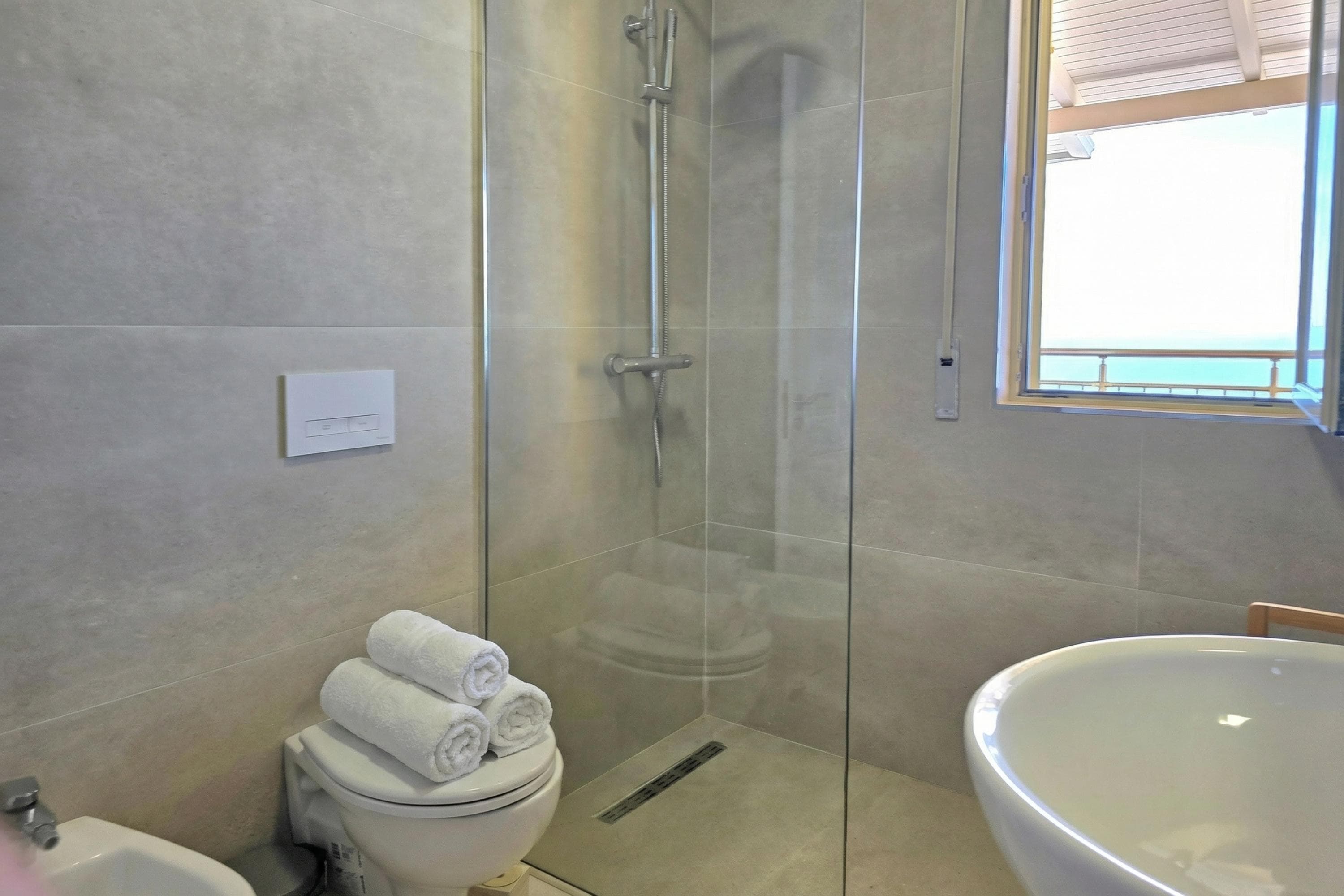 Gallery Image 21
