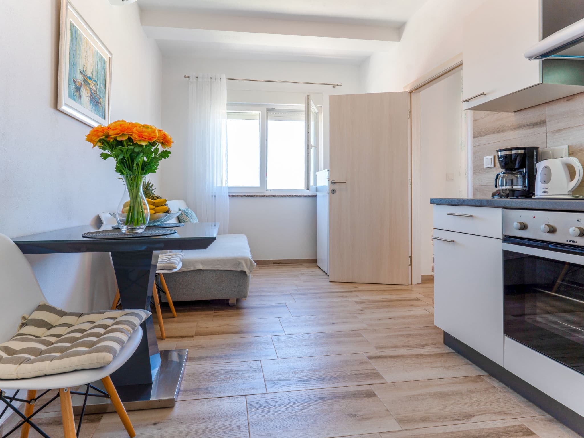 Kitchen / Dining Room