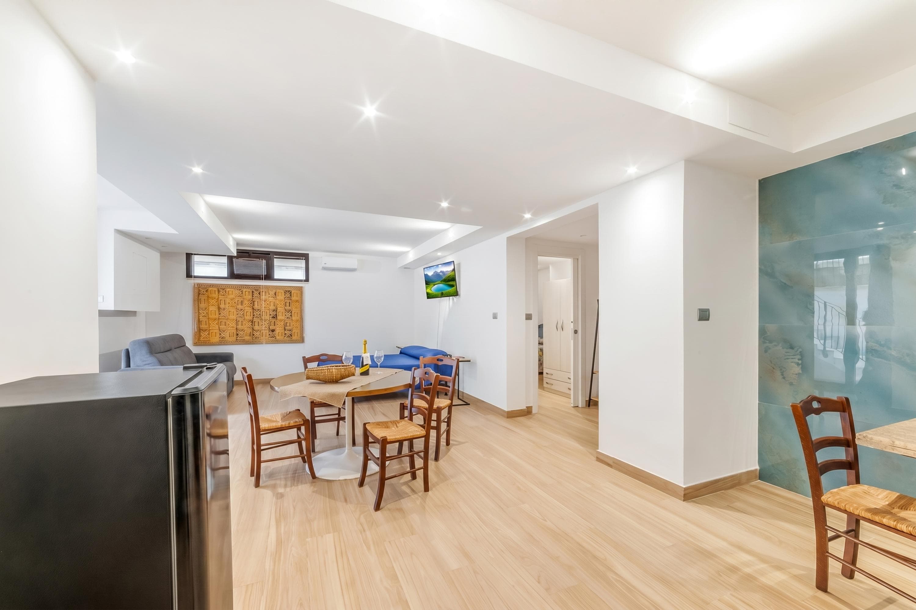 Gallery Image 12