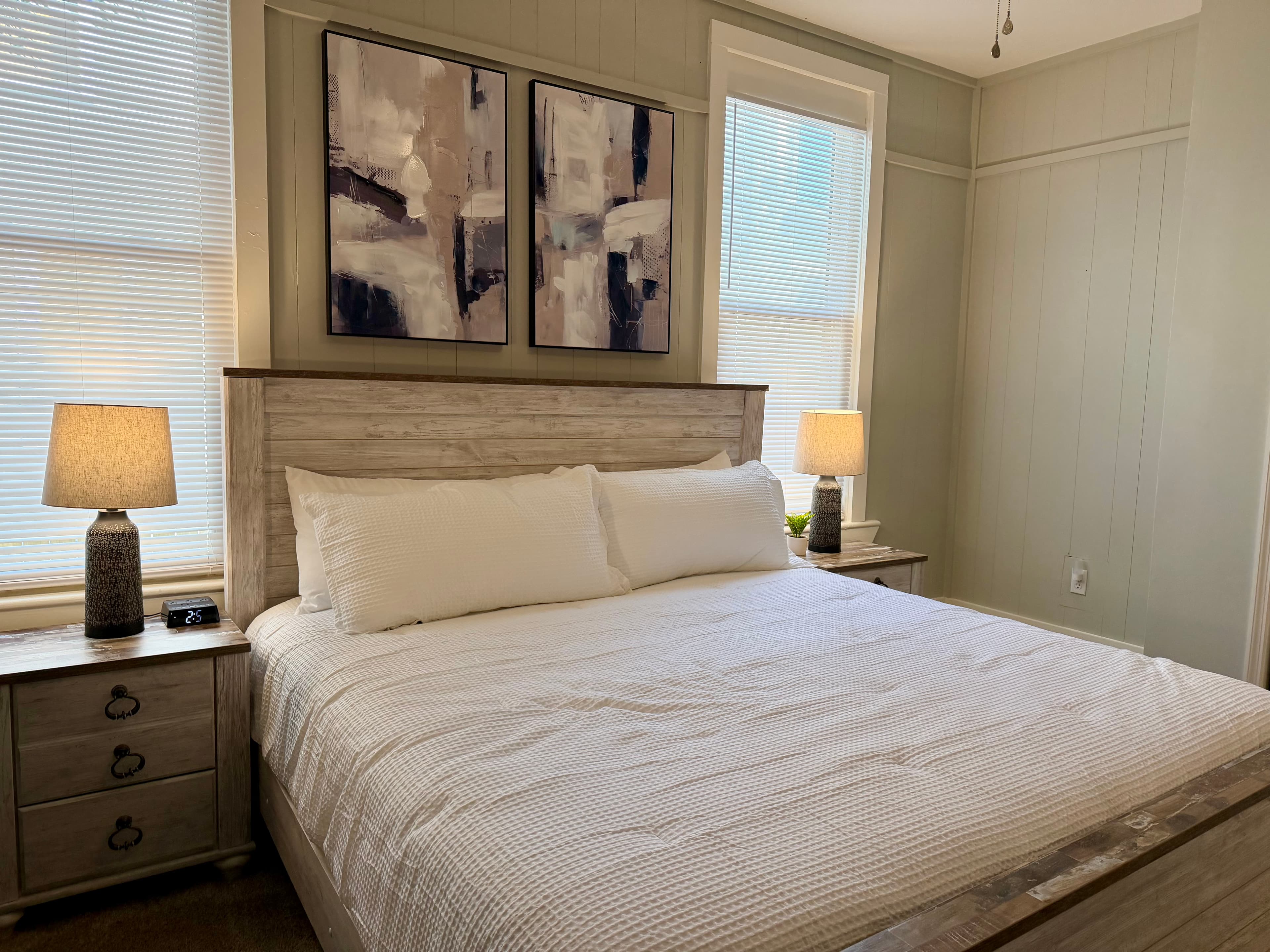King Bedroom #1