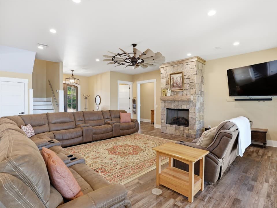 Gallery Image 7