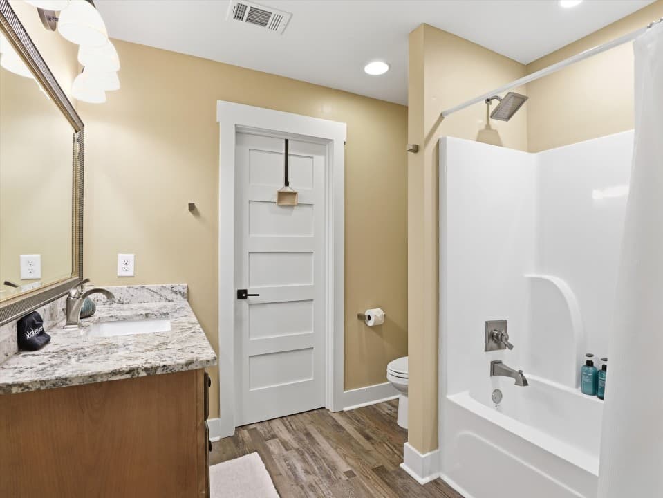 Gallery Image 38