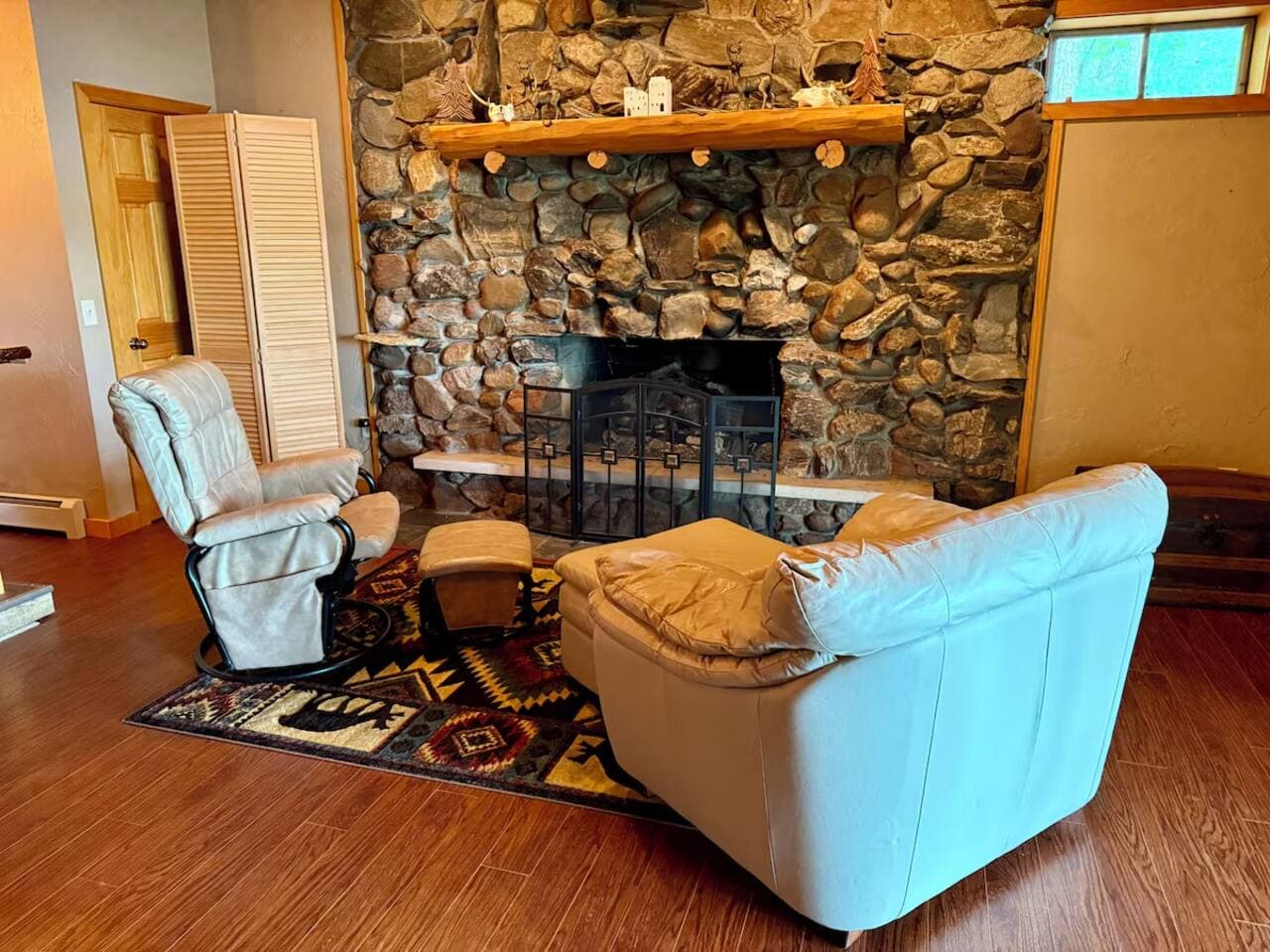 Gallery Image 15