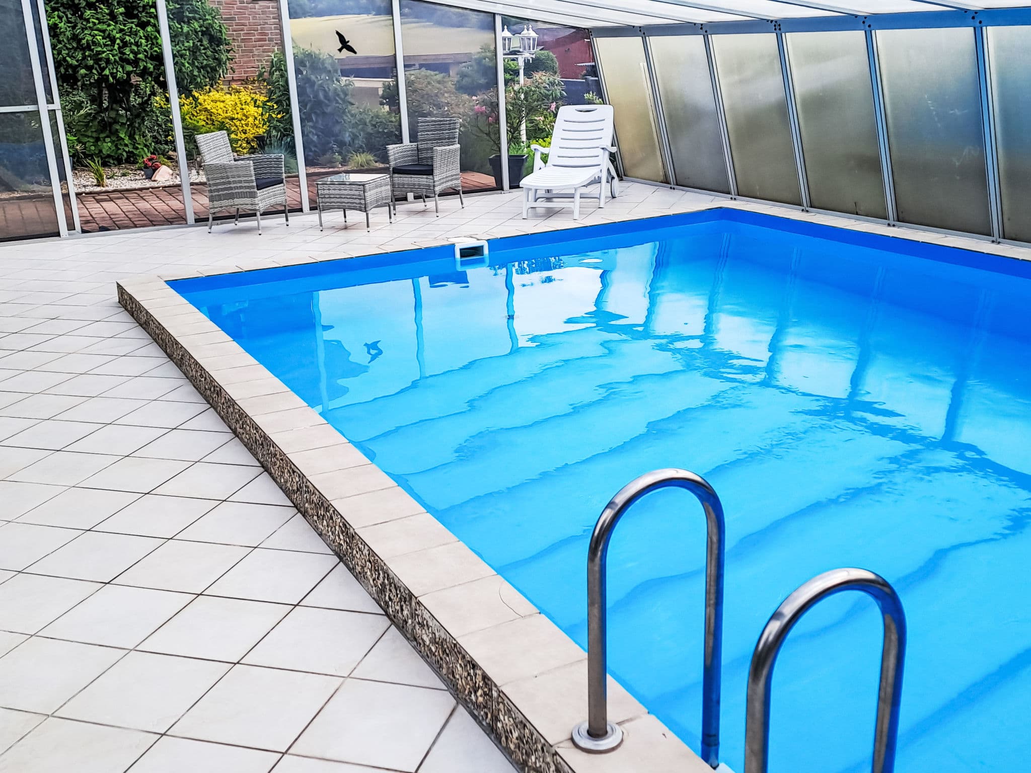 Pool Indoor