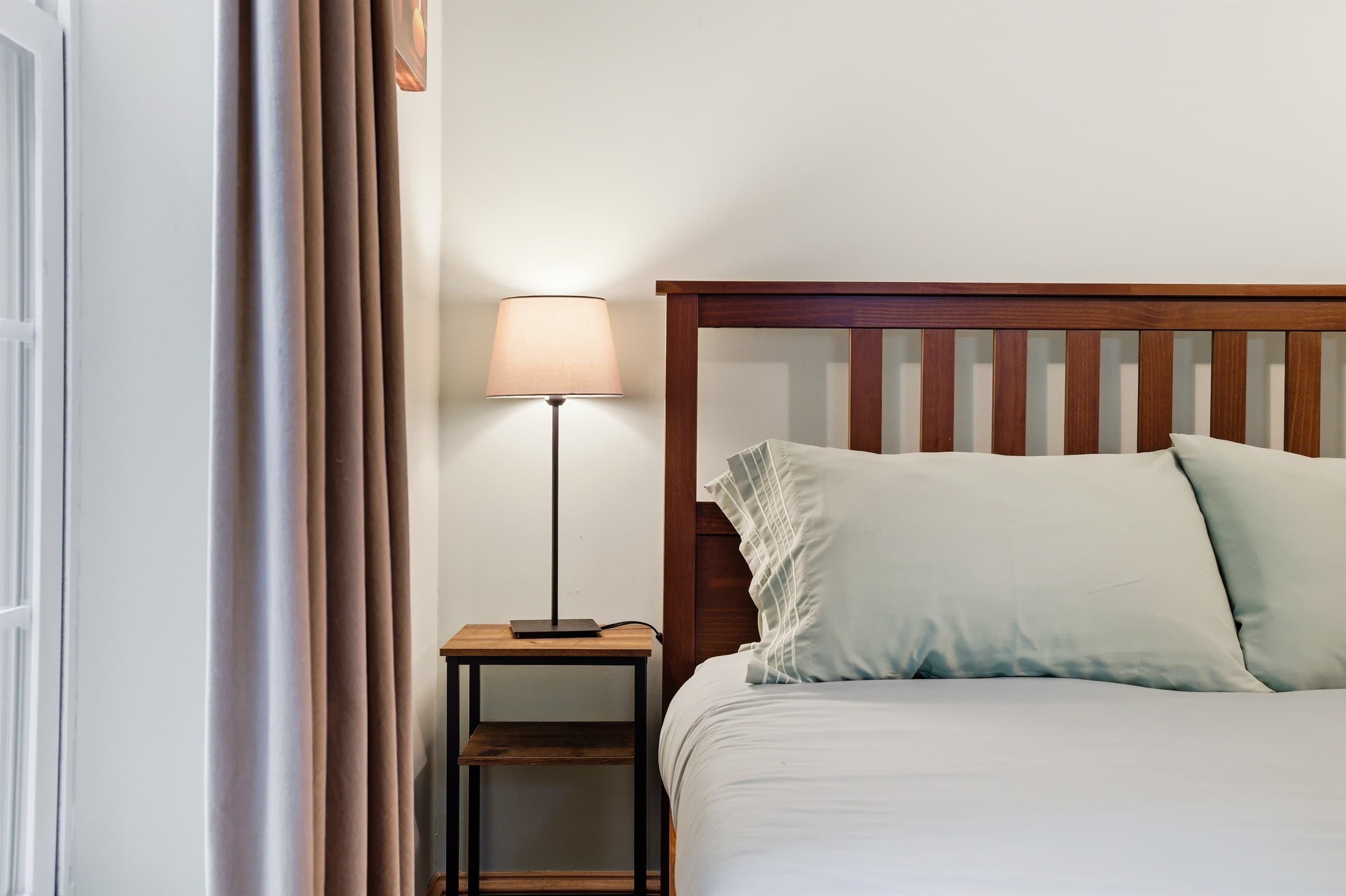 Bedroom with queen bed