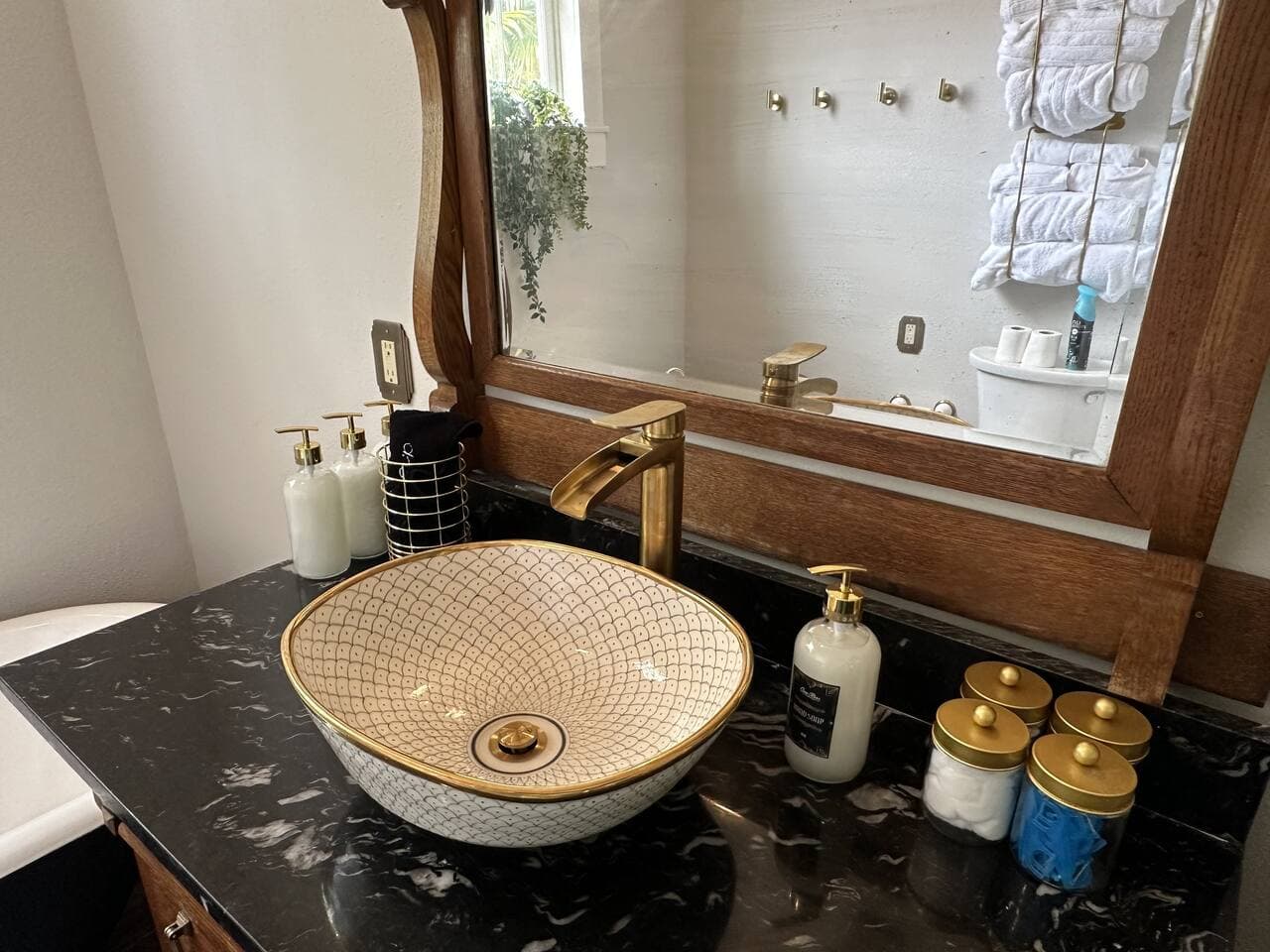 Gallery Image 15