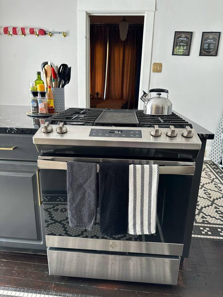 Gallery Image 102