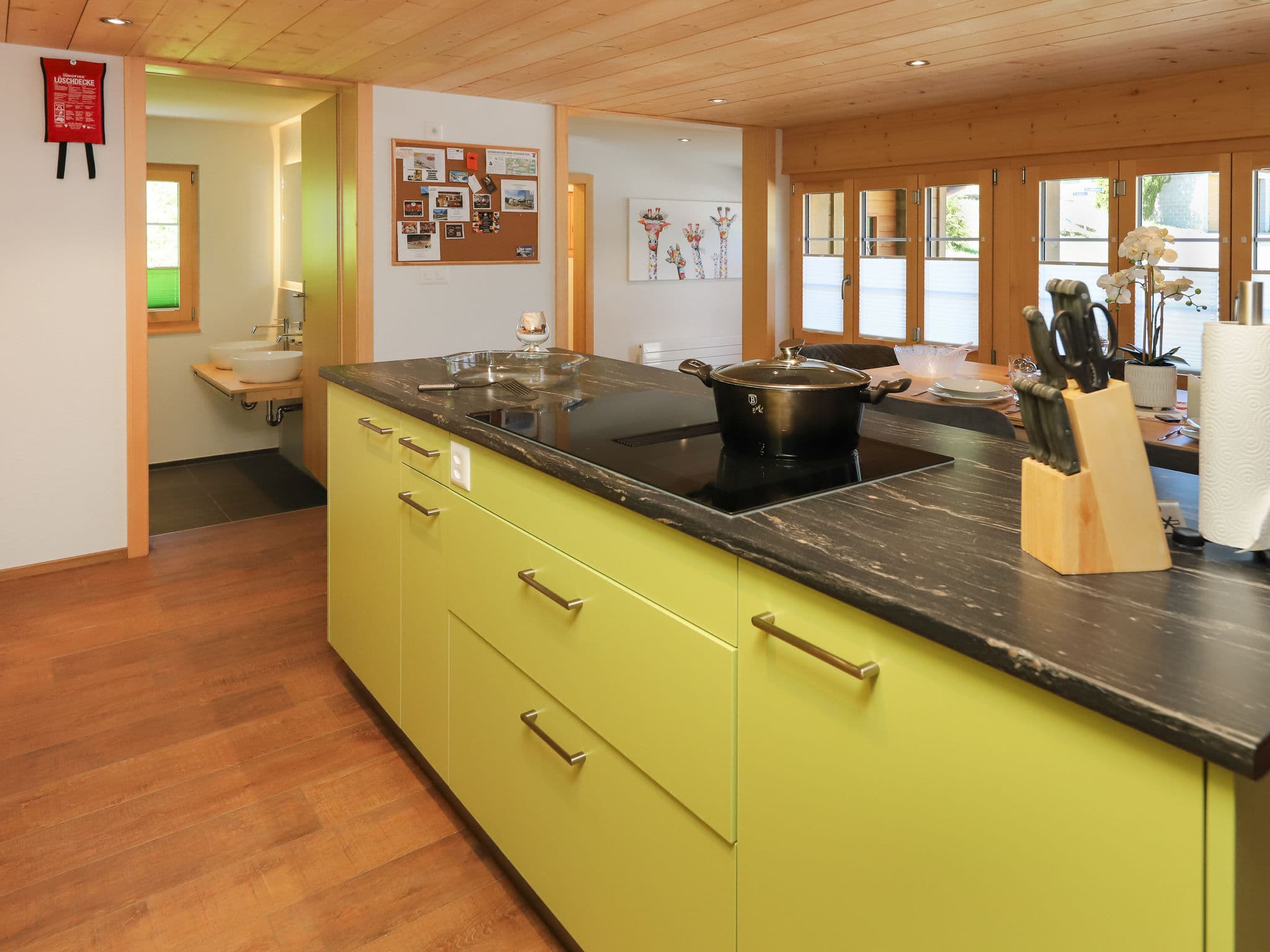 Kitchen / Dining Room