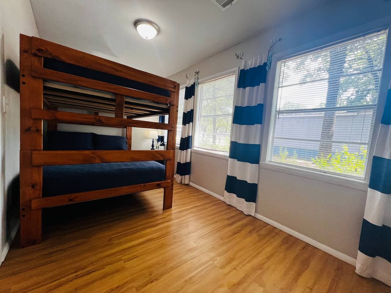 Gallery Image 18