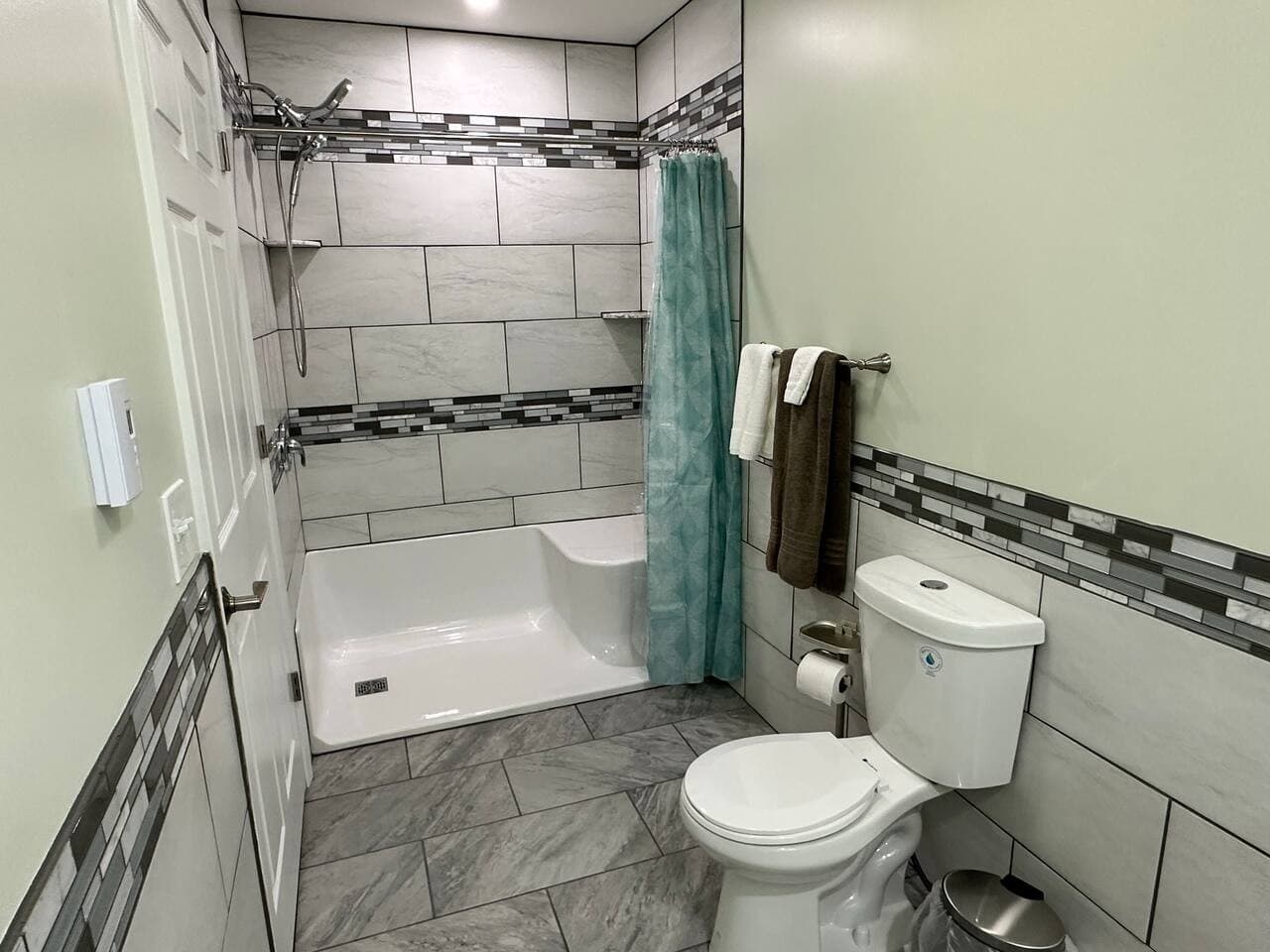 Gallery Image 15