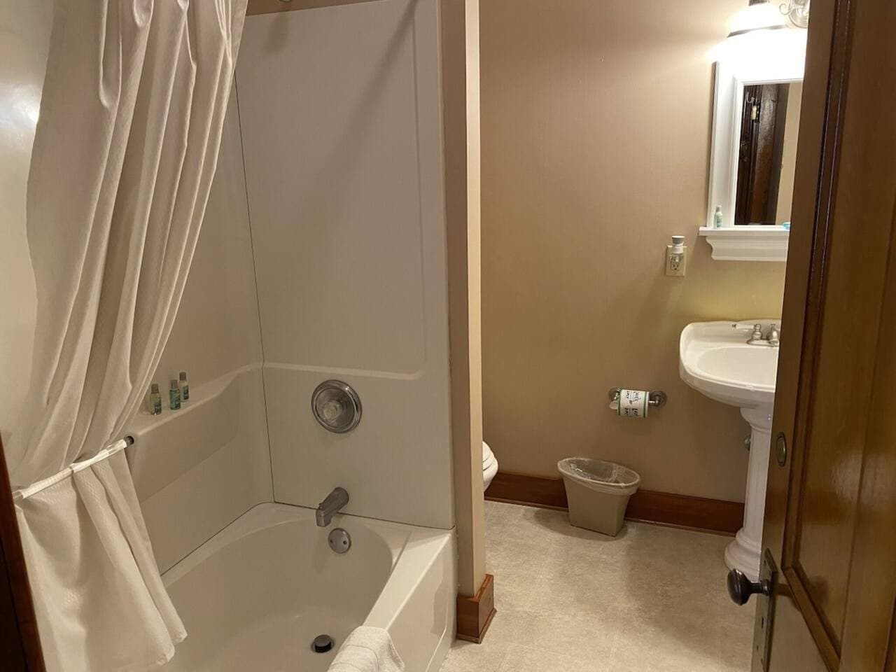 Gallery Image 12