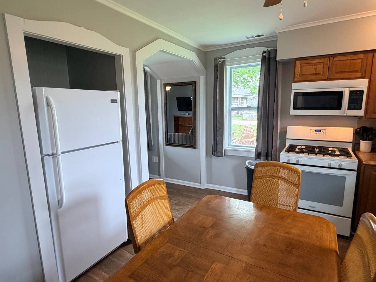 Gallery Image 11