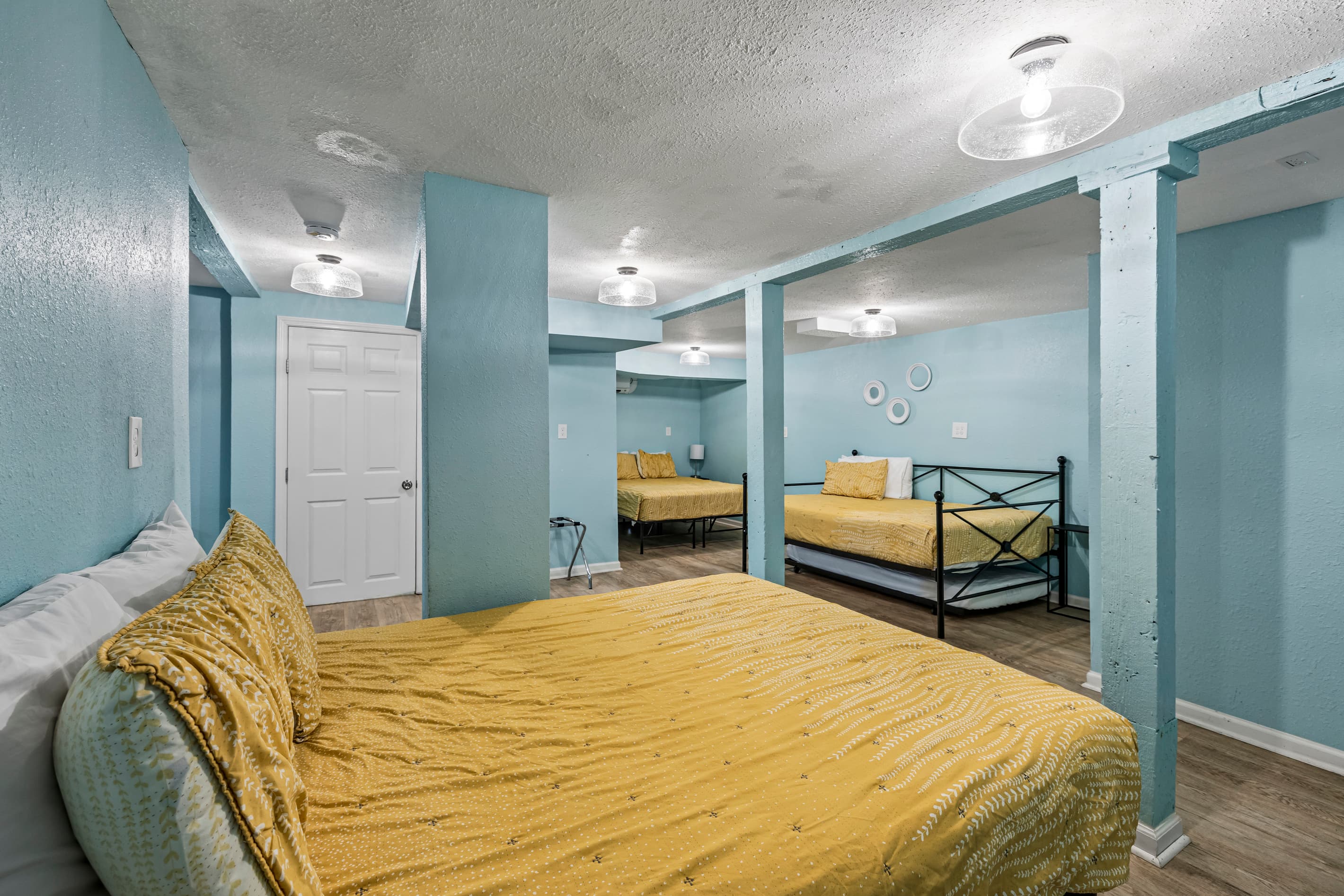 Additional dining and seating options give guests flexibility — pull up a chair, linger over coffee, and enjoy the relaxed pace of Galveston island life.