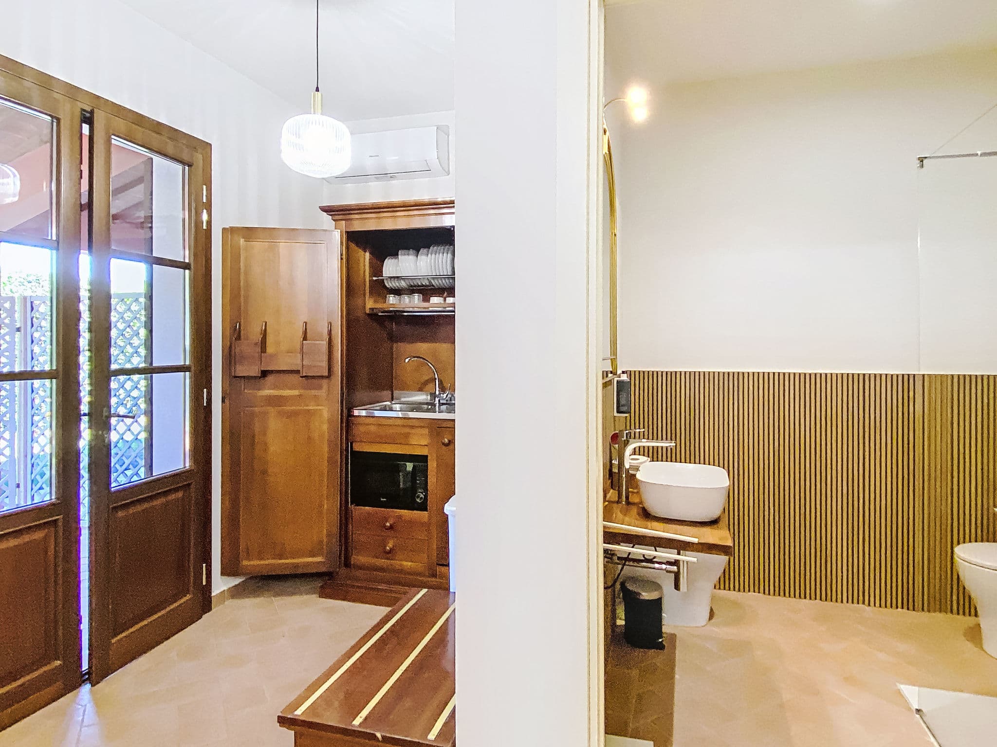 Kitchen / Dining Room