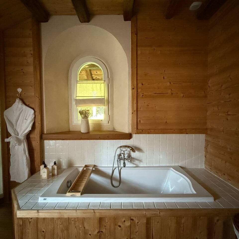 Gallery Image 59