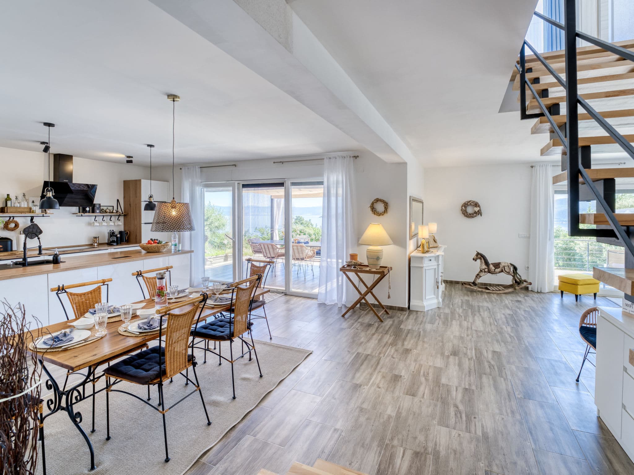 Kitchen / Dining Room