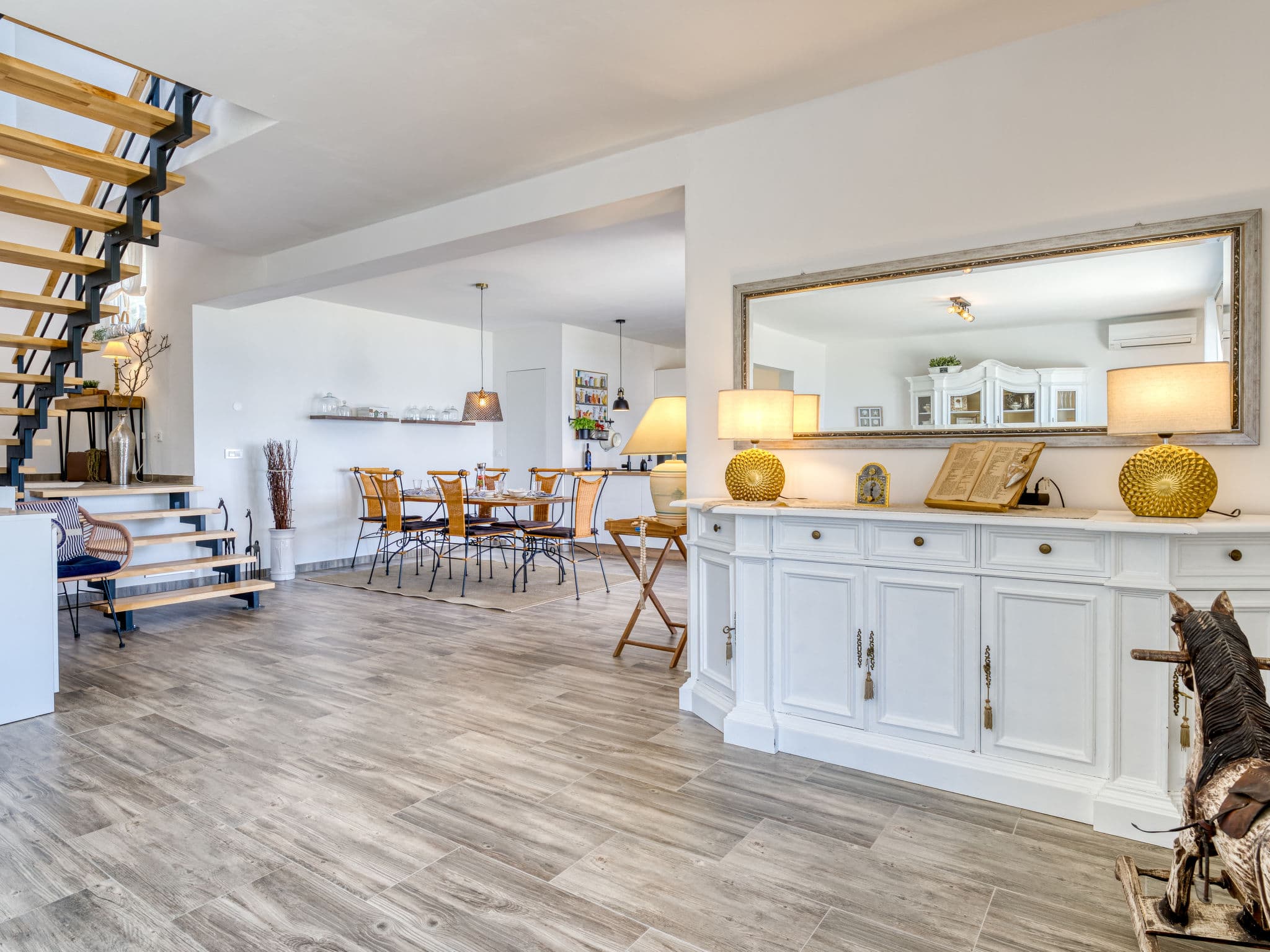 Kitchen / Dining Room