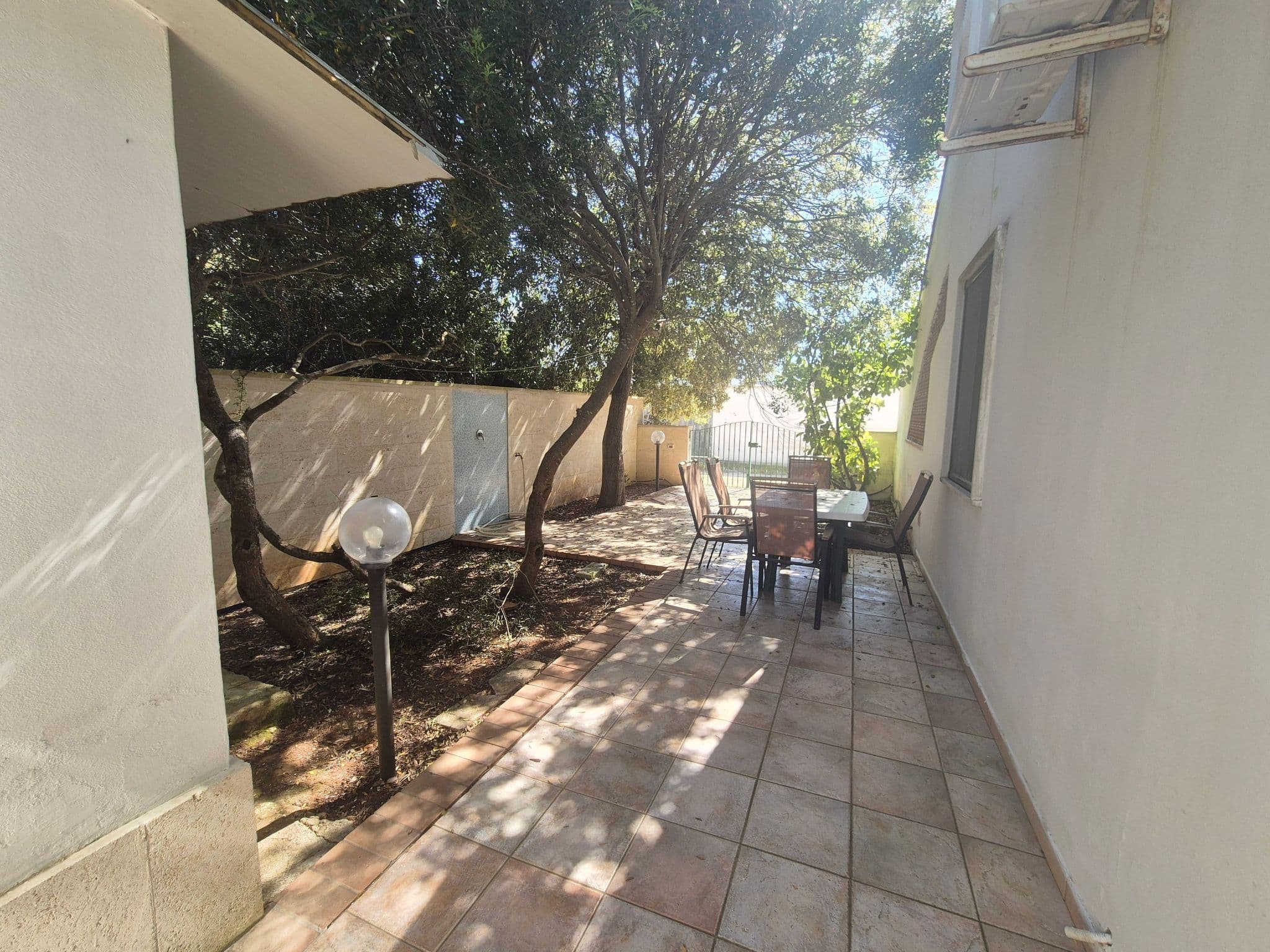 Gallery Image 8