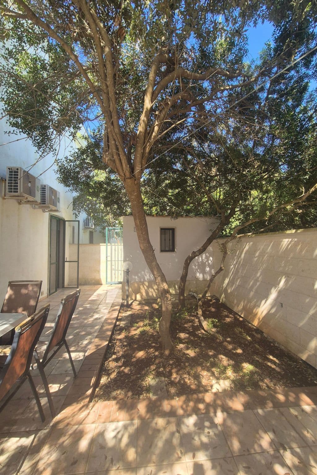 Gallery Image 10