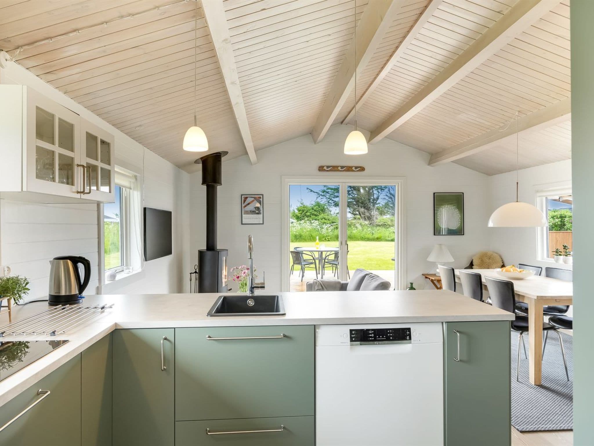 Kitchen / Dining Room