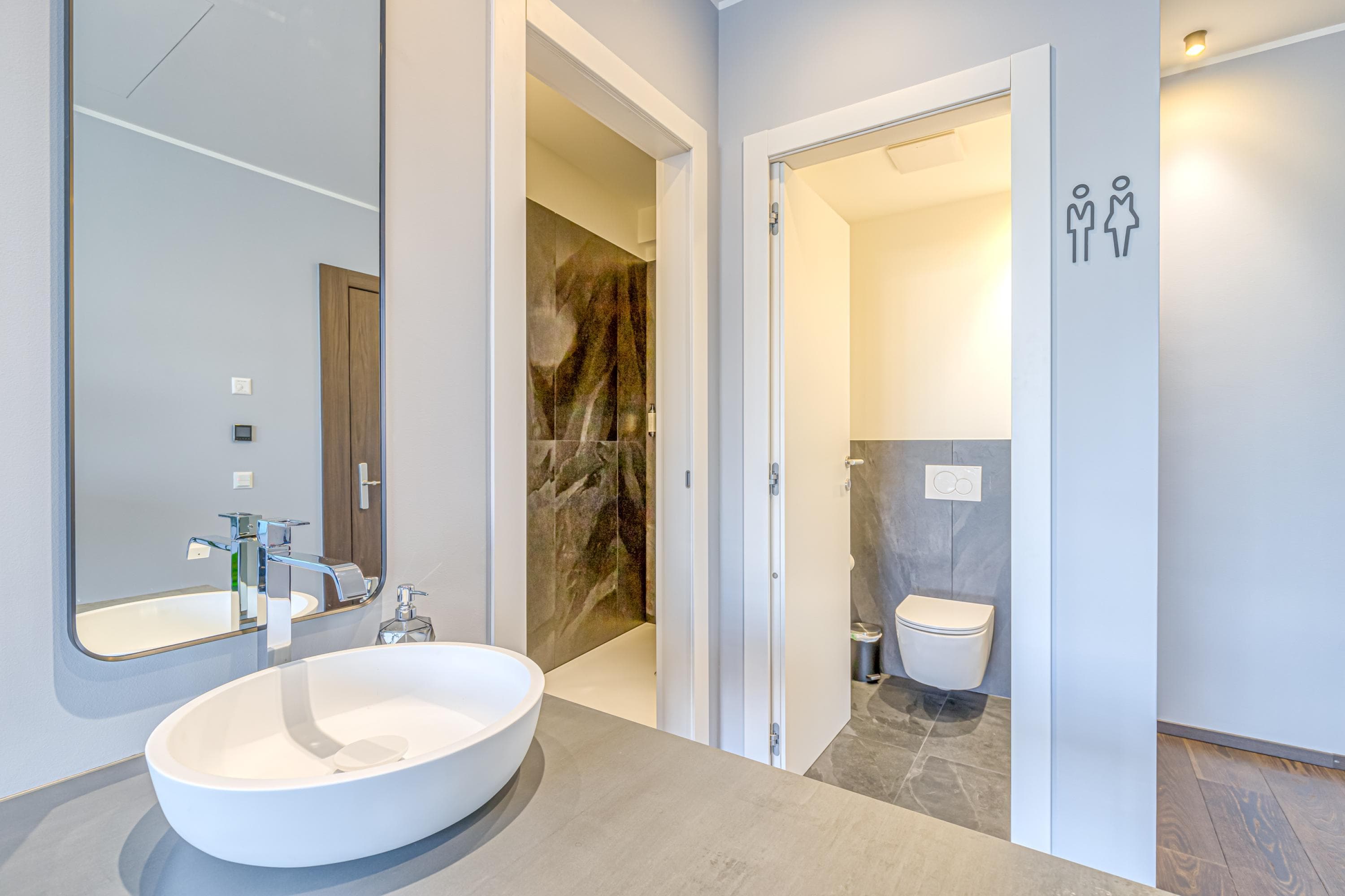 Gallery Image 21