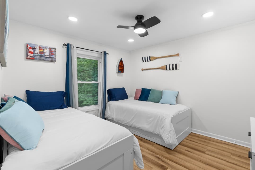Gallery Image 14