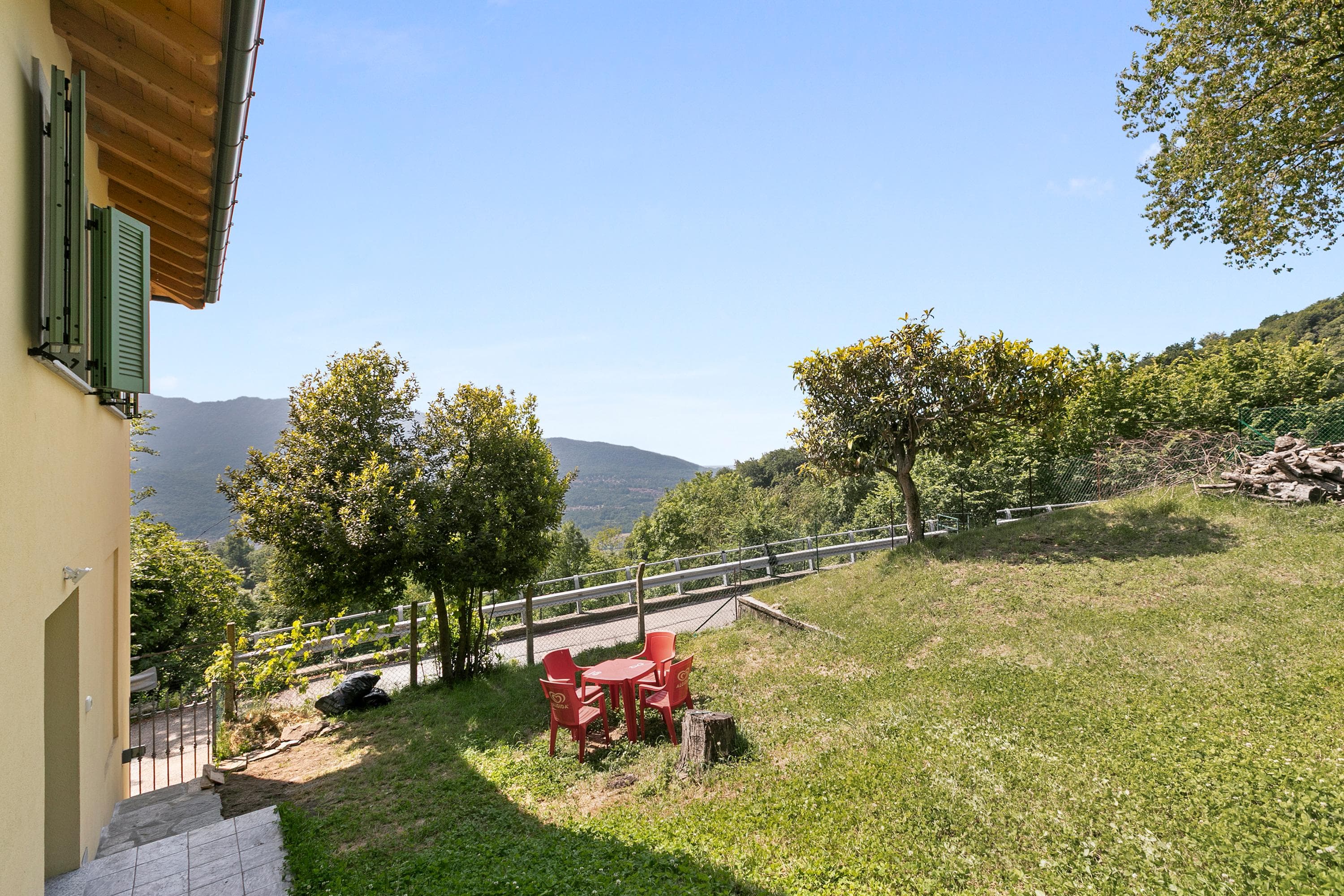 Gallery Image 10