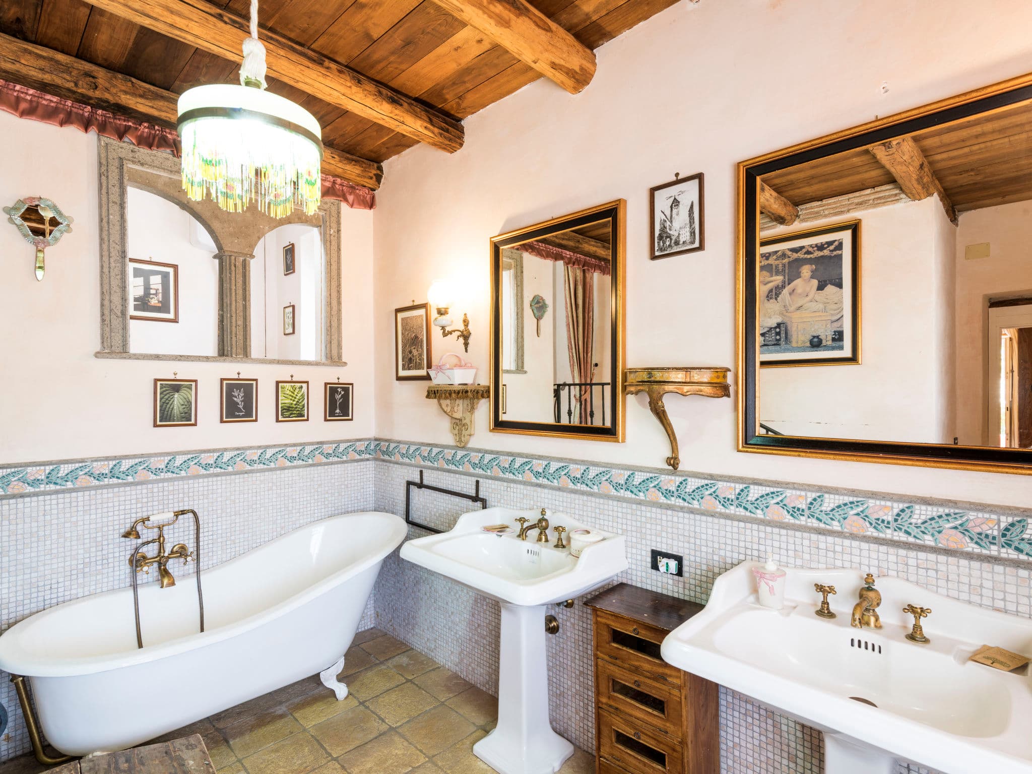 Bathroom / Wellness