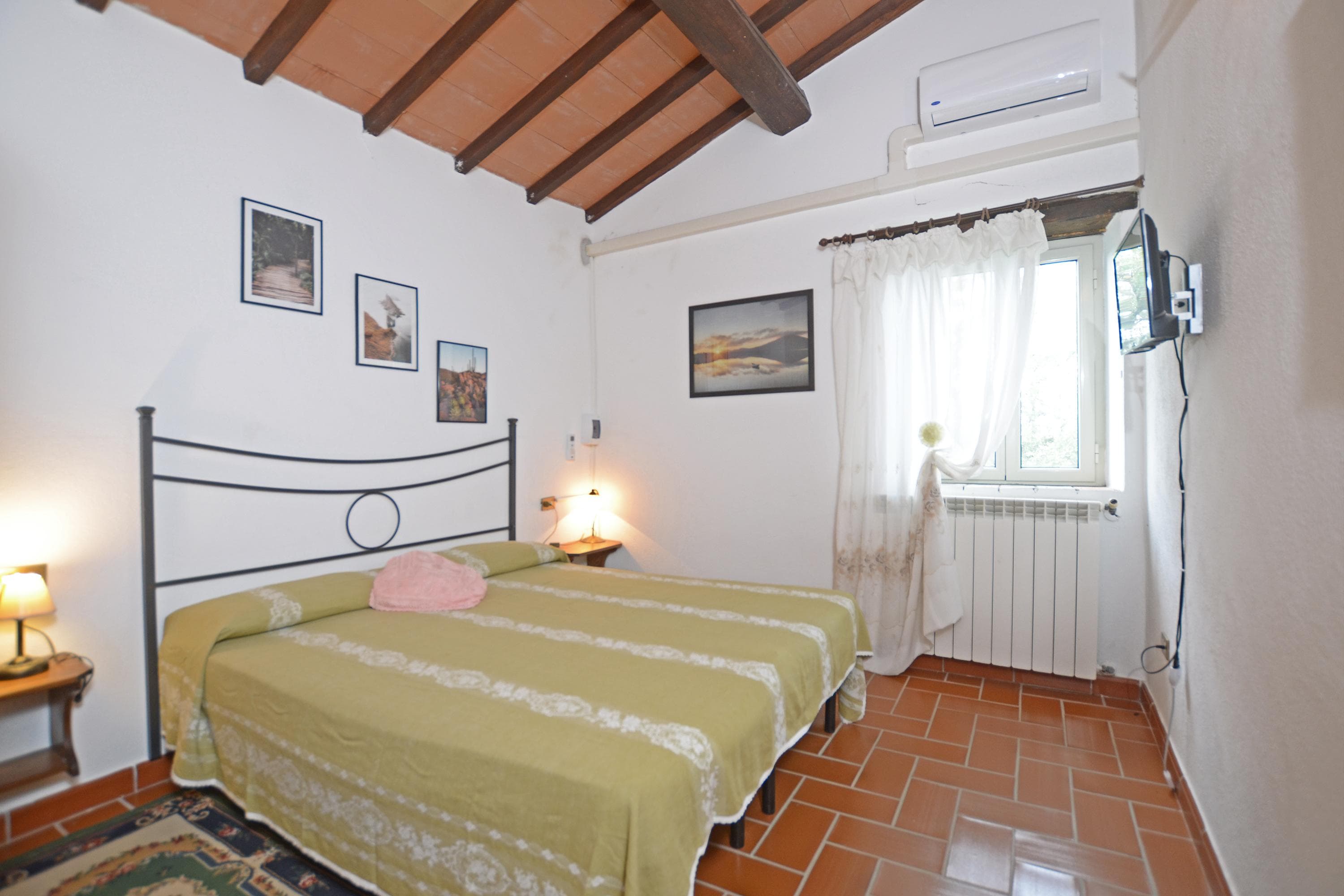 Gallery Image 22