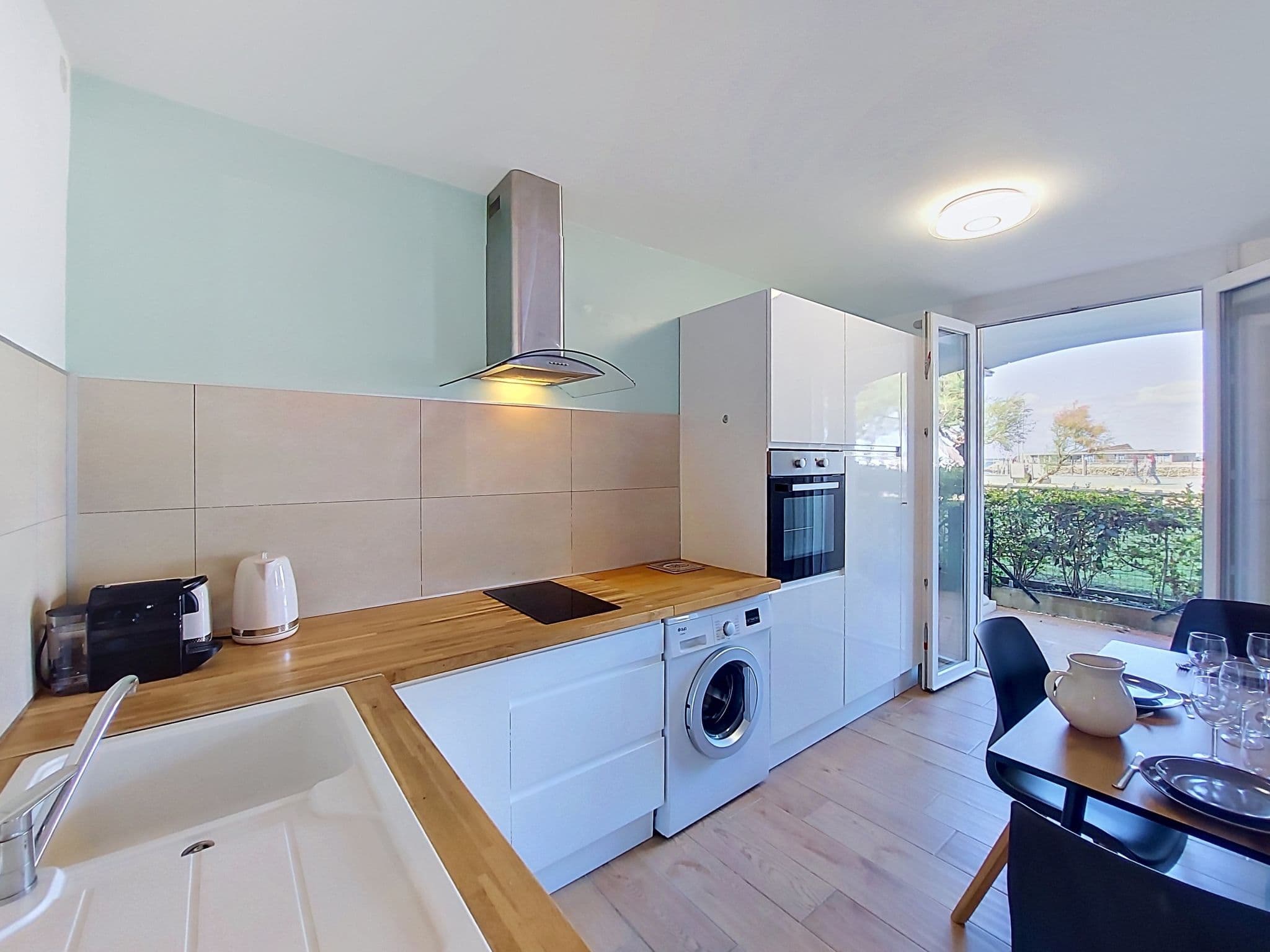 Kitchen / Dining Room