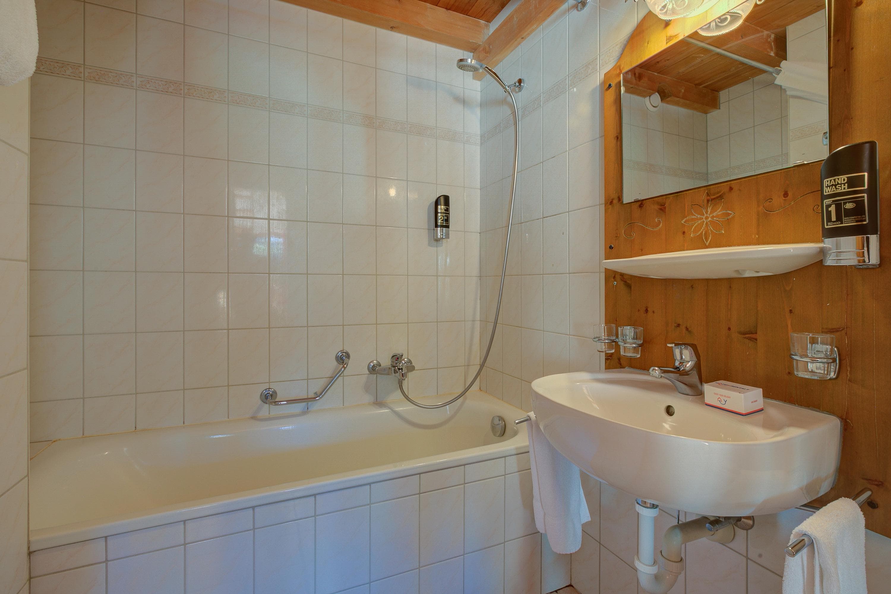 Gallery Image 9