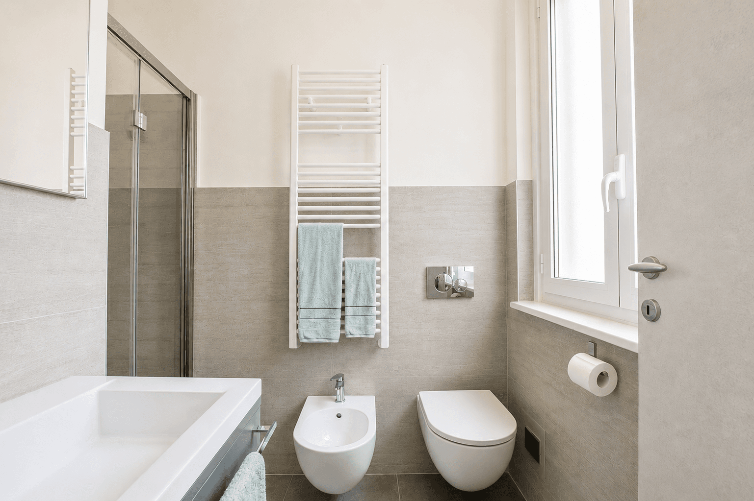 Bathroom 1, First floor