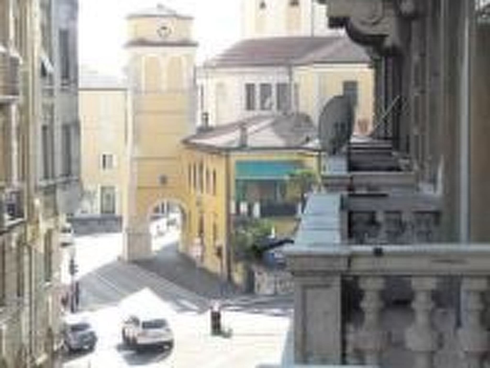 Gallery Image 16