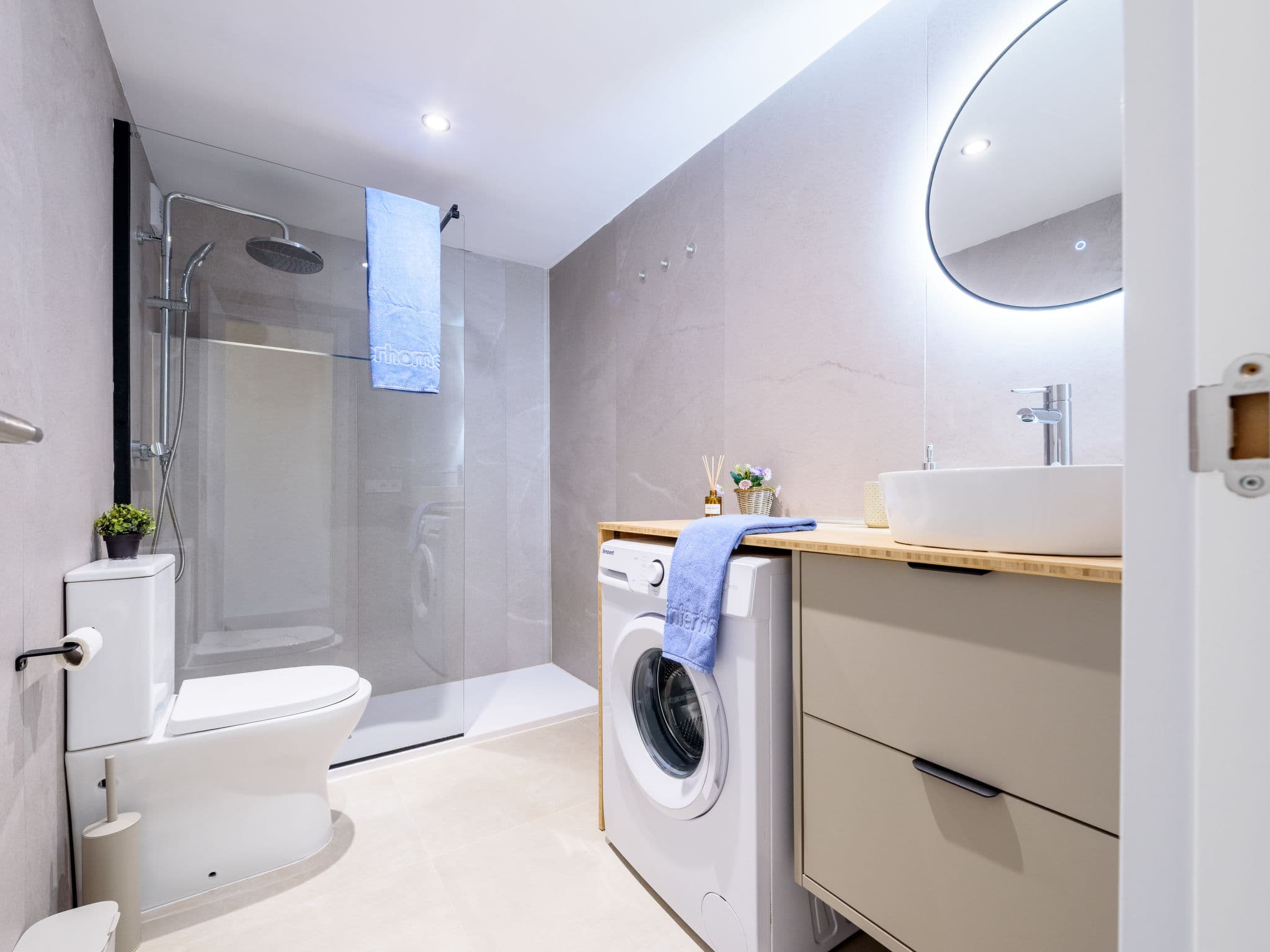 Bathroom / Wellness