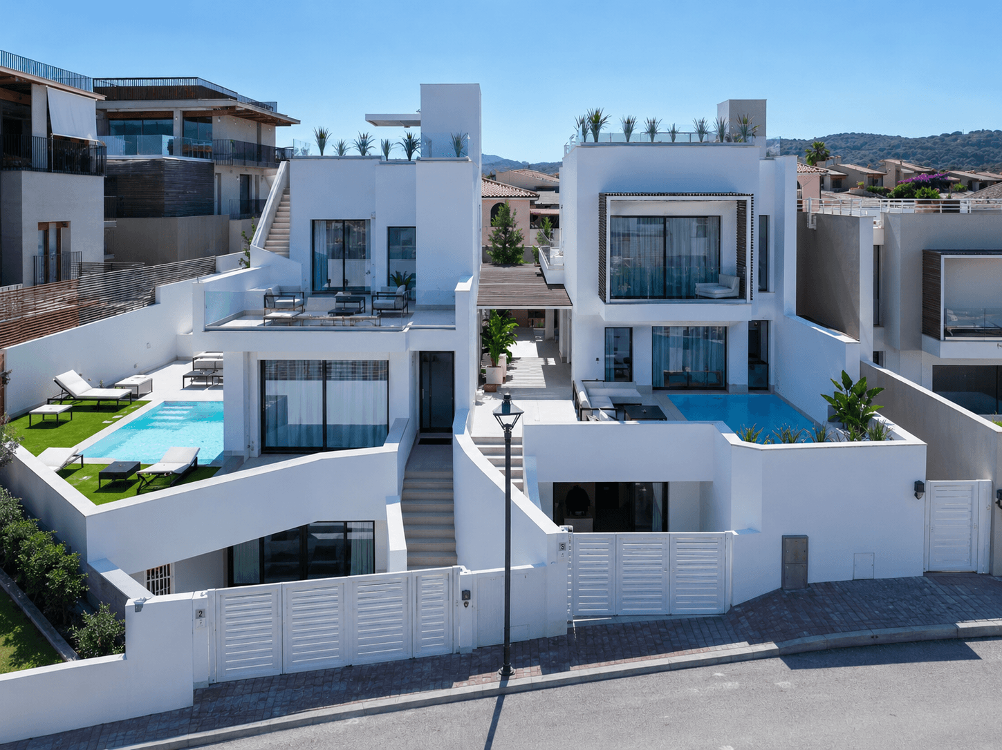 AZULIS Aramis Athos villas RENTAL12 Golfo Aranci side by side luxury villas private pools