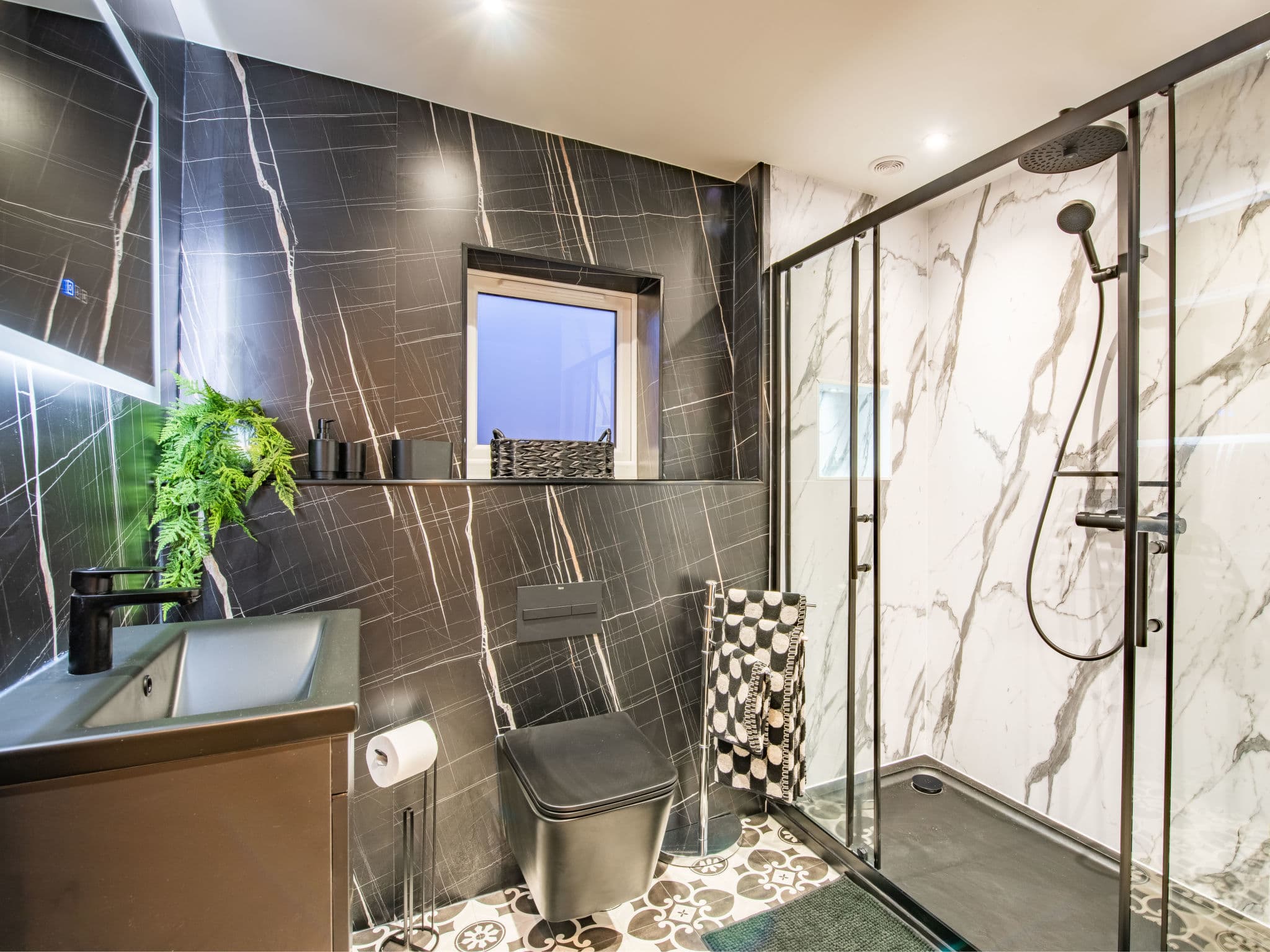 Bathroom / Wellness