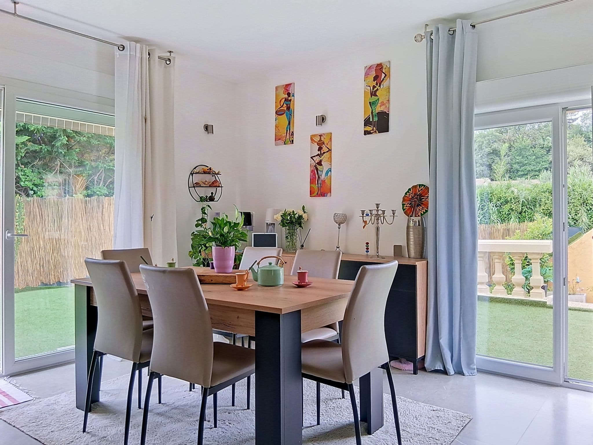 Kitchen / Dining Room