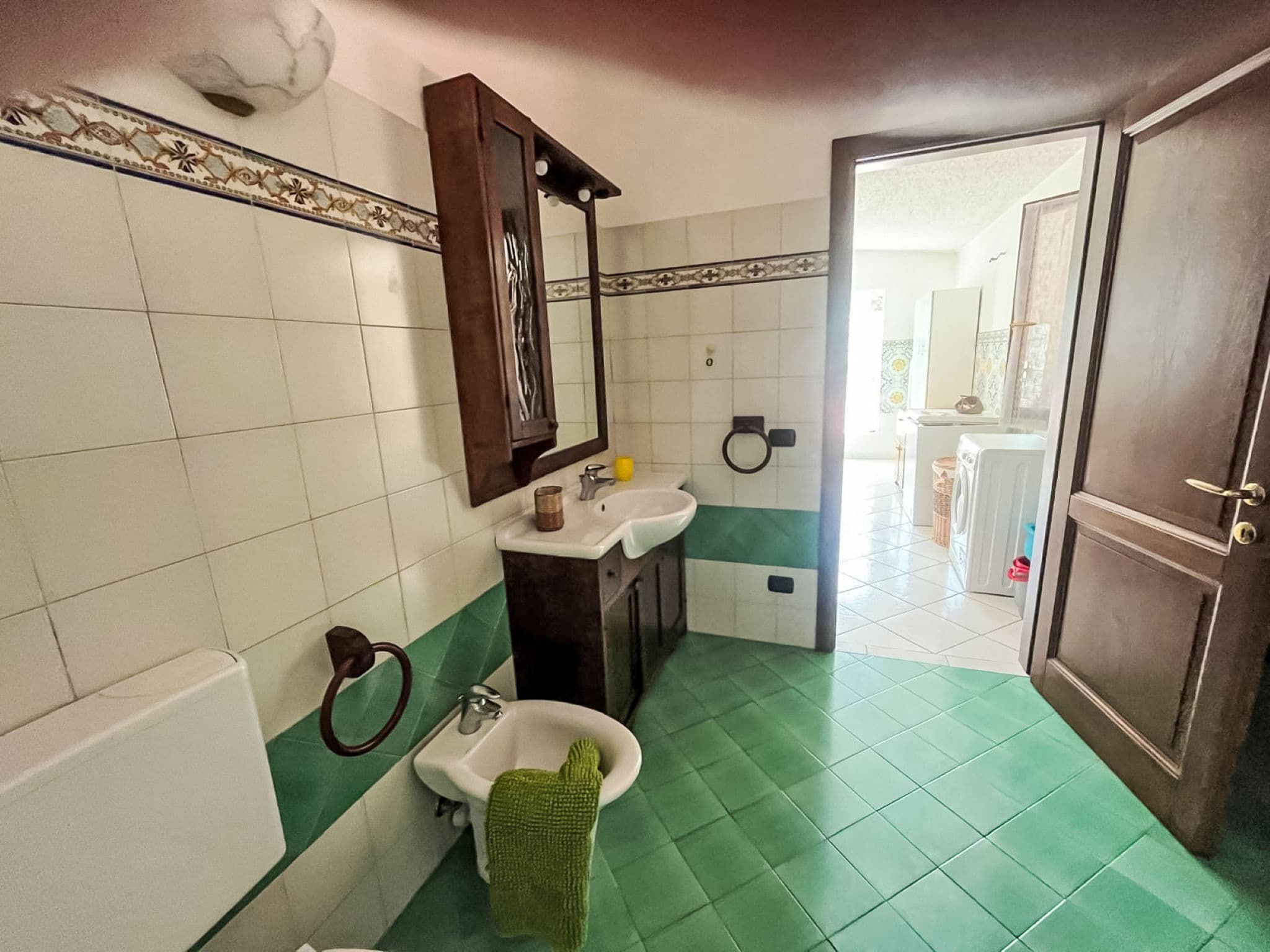 Bathroom / Wellness