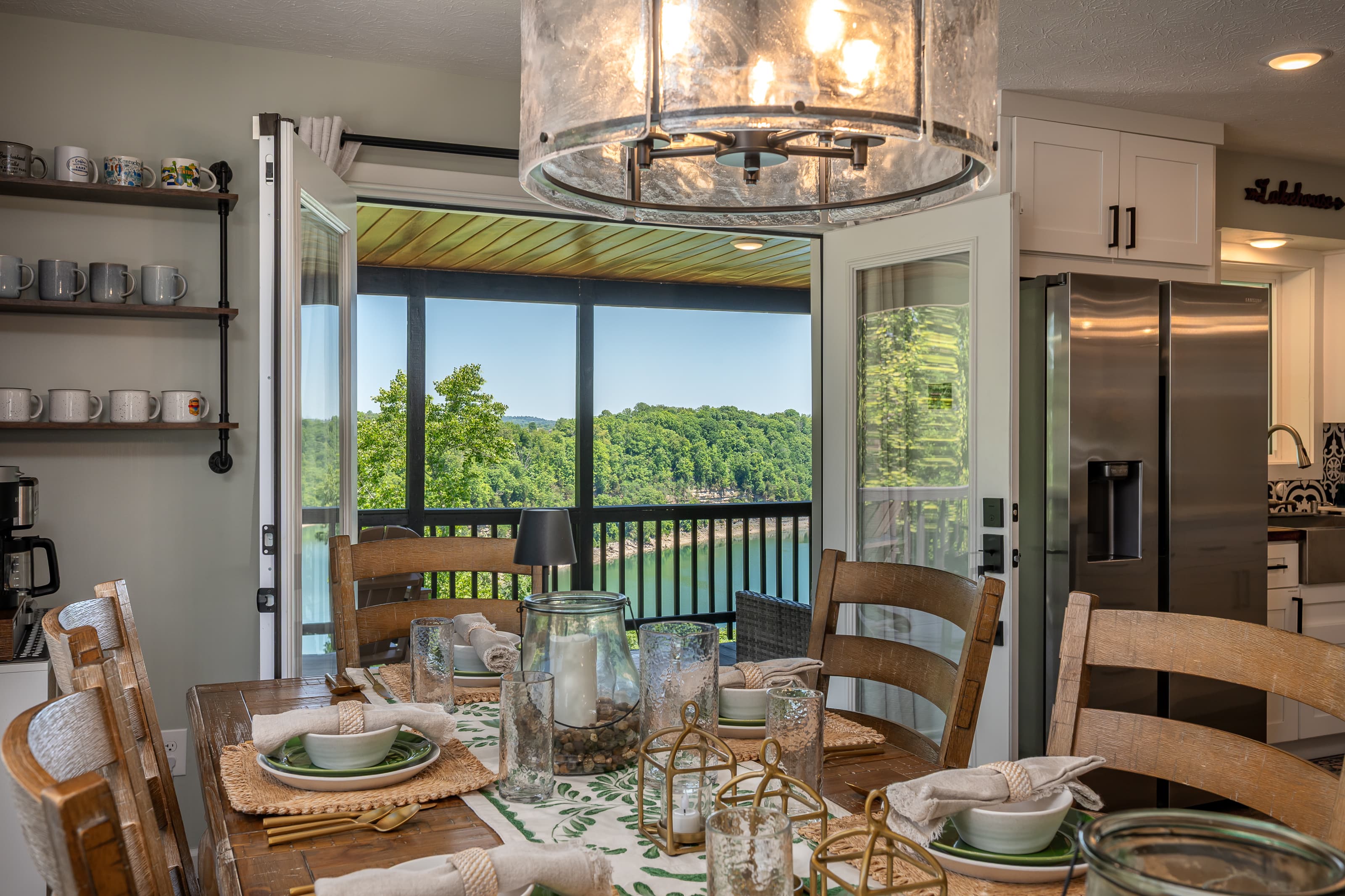 Enjoy sitting at one of two dinning tables and taking in the Lakeview!