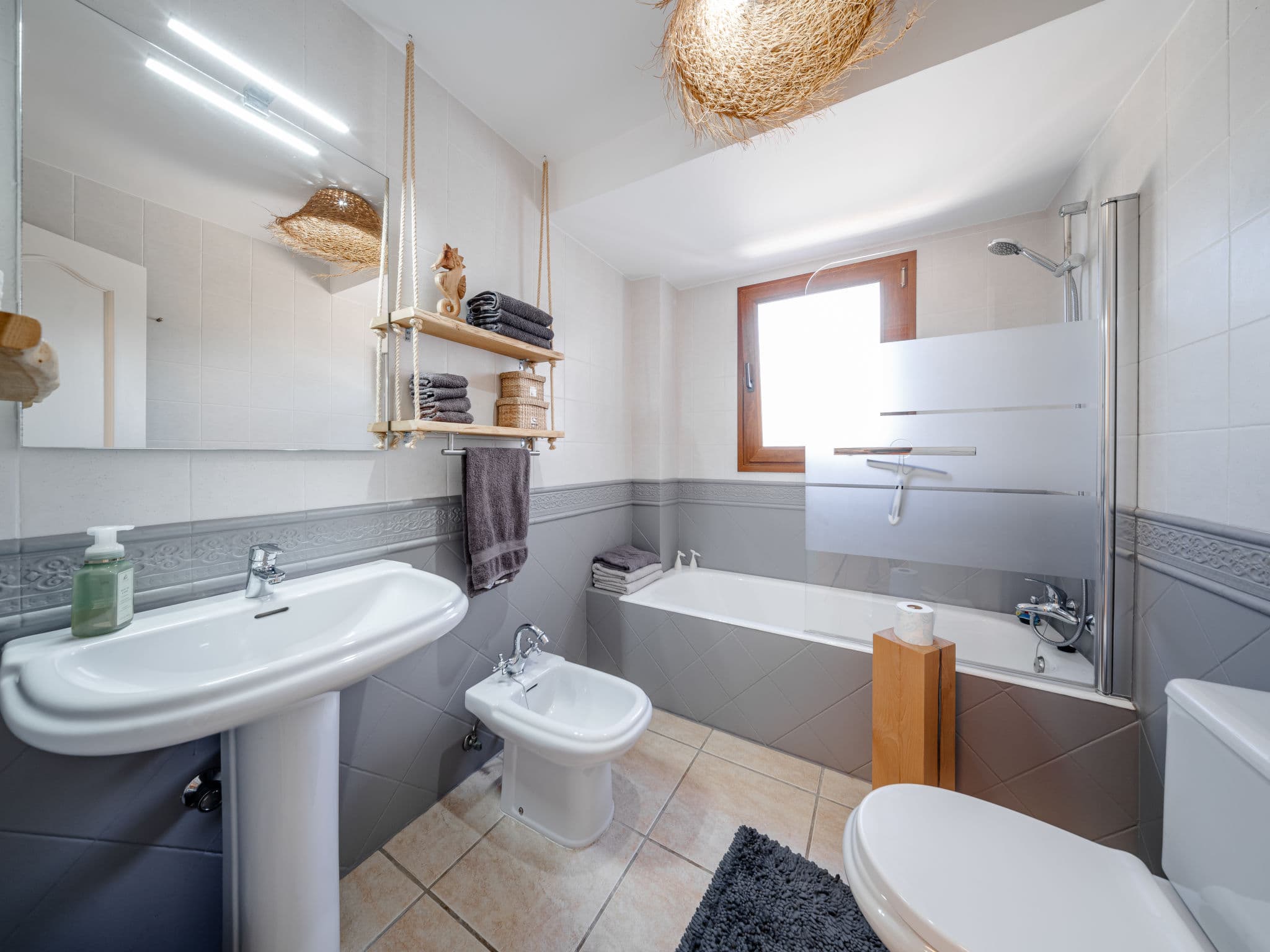 Bathroom / Wellness