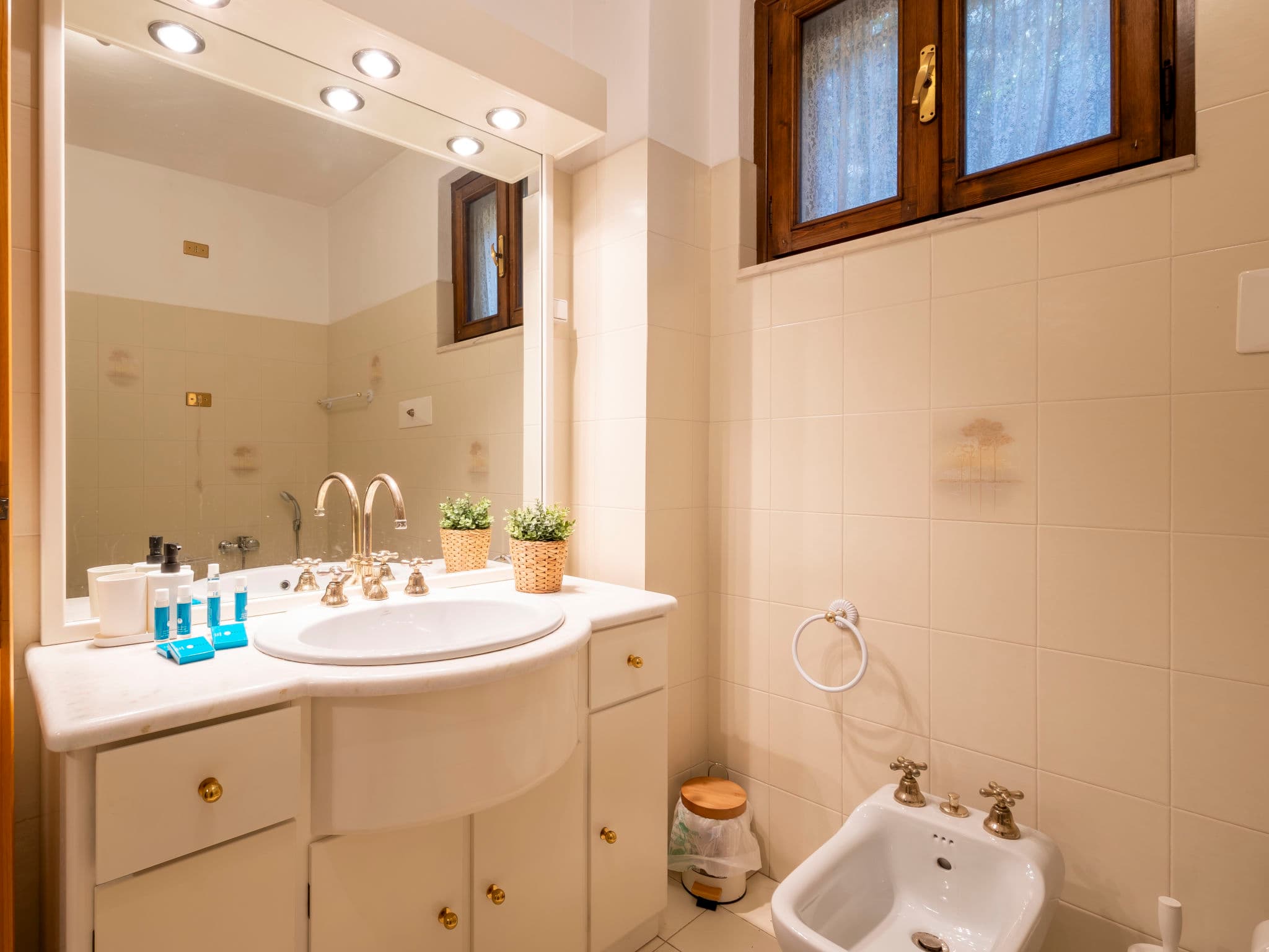 Bathroom / Wellness