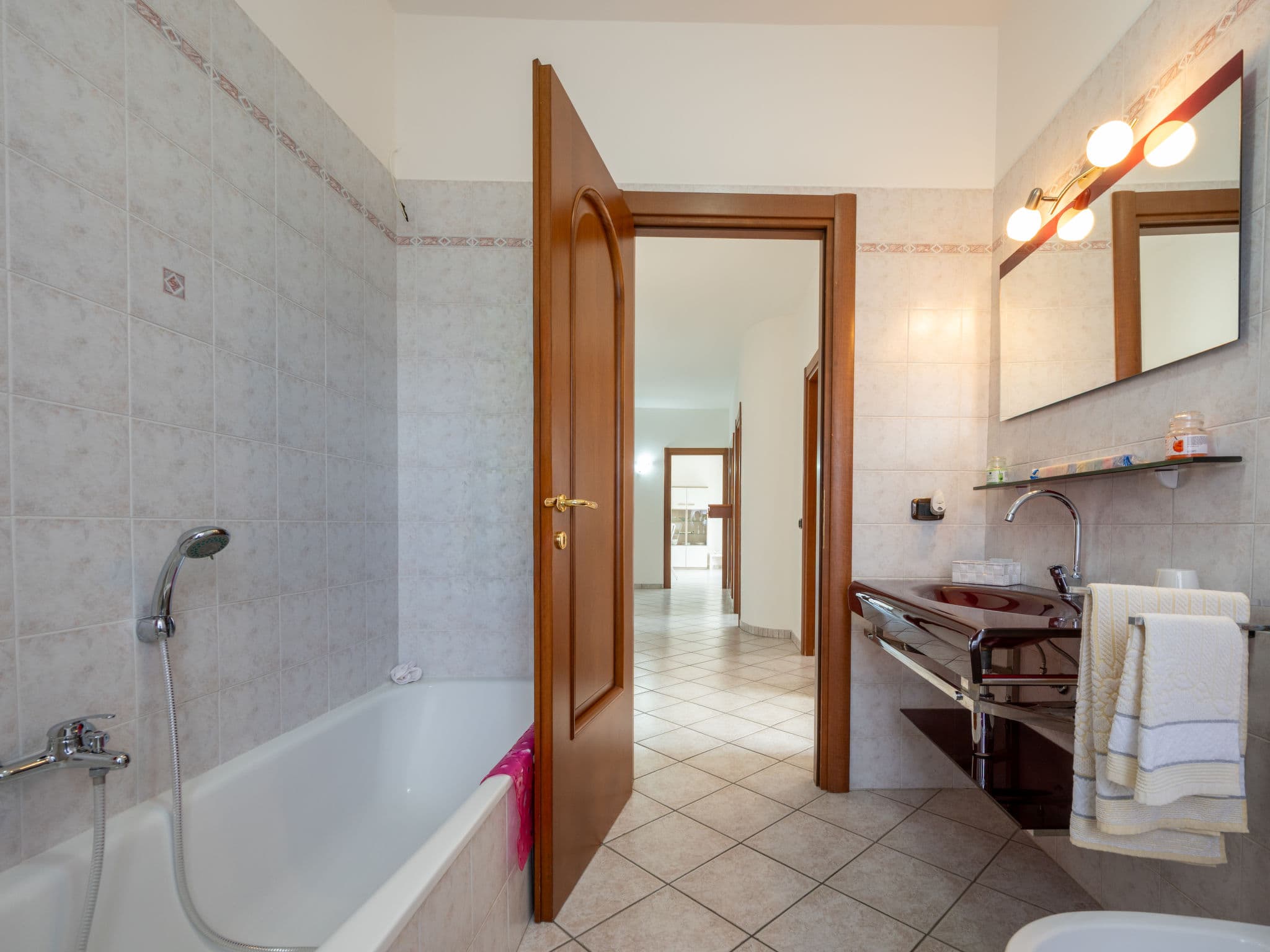 Bathroom / Wellness