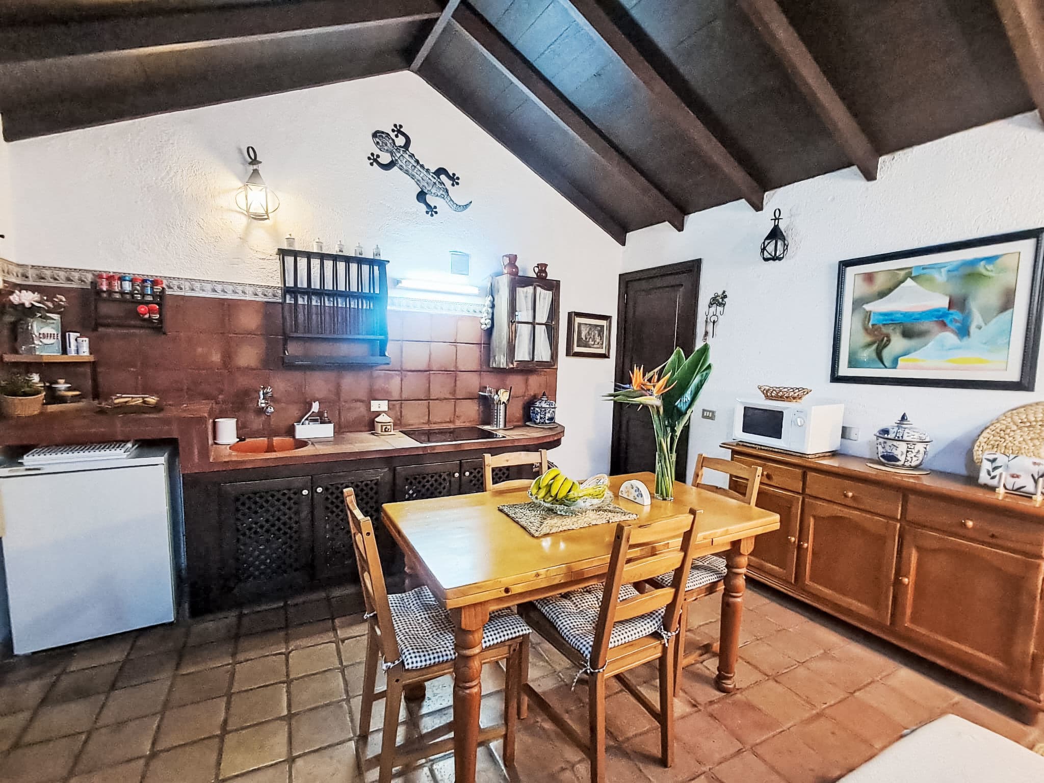 Kitchen / Dining Room
