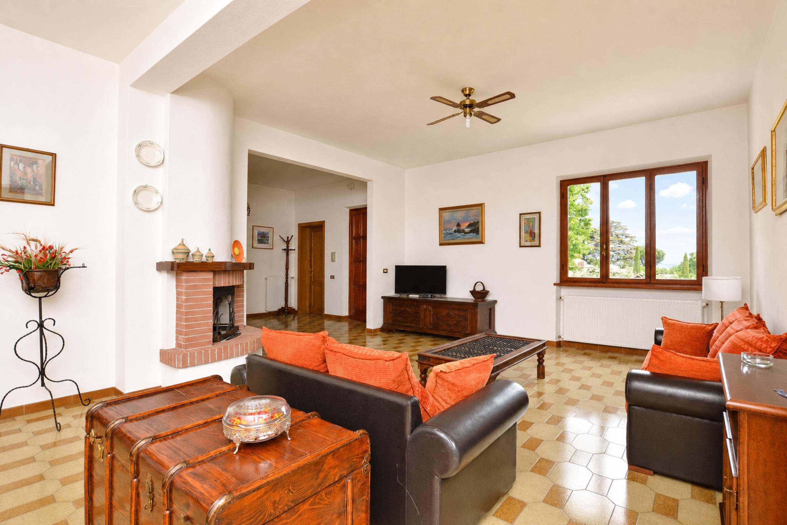 Gallery Image 11