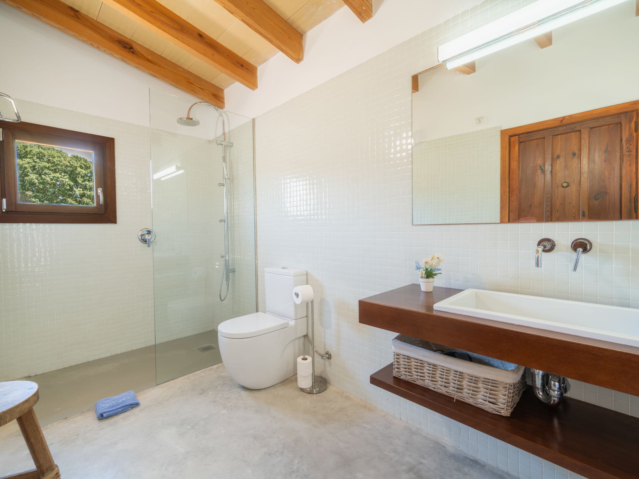 Bathroom / Wellness