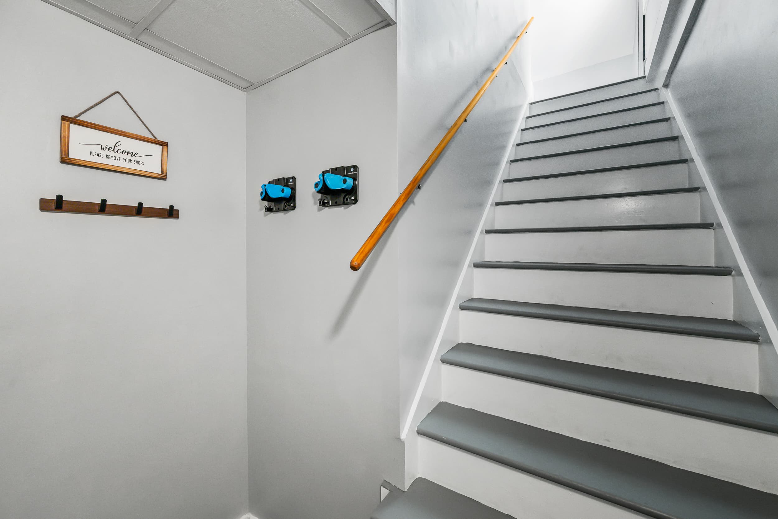 Hang up your skis and relax upstairs.